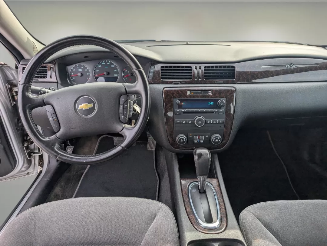 2013 /Ebony Chevrolet Impala LT (2G1WG5E31D1) with an Other engine, located at 3959 U.S. 80 W, Phenix City, AL, 36870, (334) 297-4885, 32.469296, -85.135185 - 2013 Chevrolet Impala LT - Photo#10