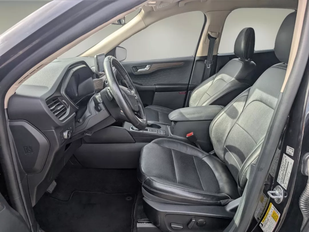 2020 Ford Escape Titanium (1FMCU9J94LU) with an Other engine, located at 3959 U.S. 80 W, Phenix City, AL, 36870, (334) 297-4885, 32.469296, -85.135185 - 2020 Ford Escape Titanium - Photo#9