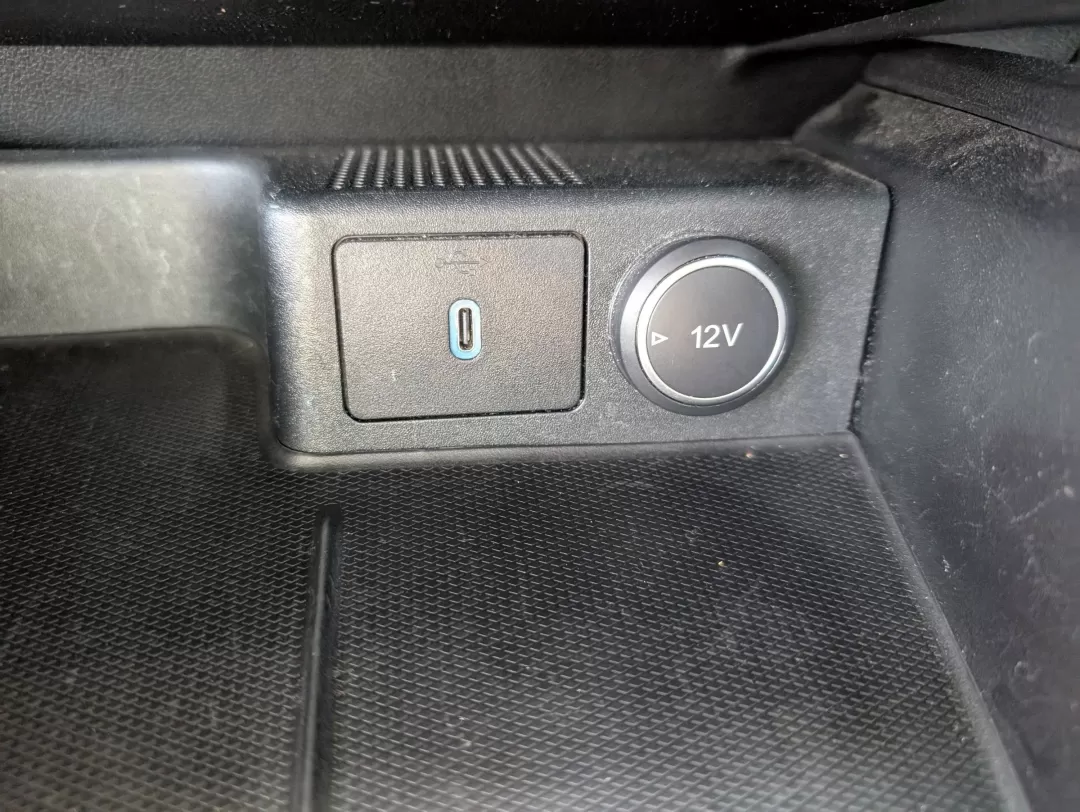 2020 Ford Escape Titanium (1FMCU9J94LU) with an Other engine, located at 3959 U.S. 80 W, Phenix City, AL, 36870, (334) 297-4885, 32.469296, -85.135185 - 2020 Ford Escape Titanium - Photo#13