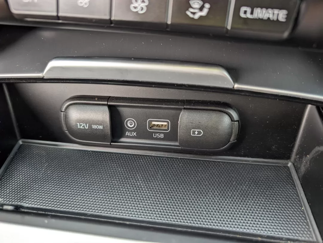 2018 /Black Kia Stinger GT (KNAE35LC7J6) with an Other engine, located at 3959 U.S. 80 W, Phenix City, AL, 36870, (334) 297-4885, 32.469296, -85.135185 - 2018 Kia Stinger GT - Photo#14