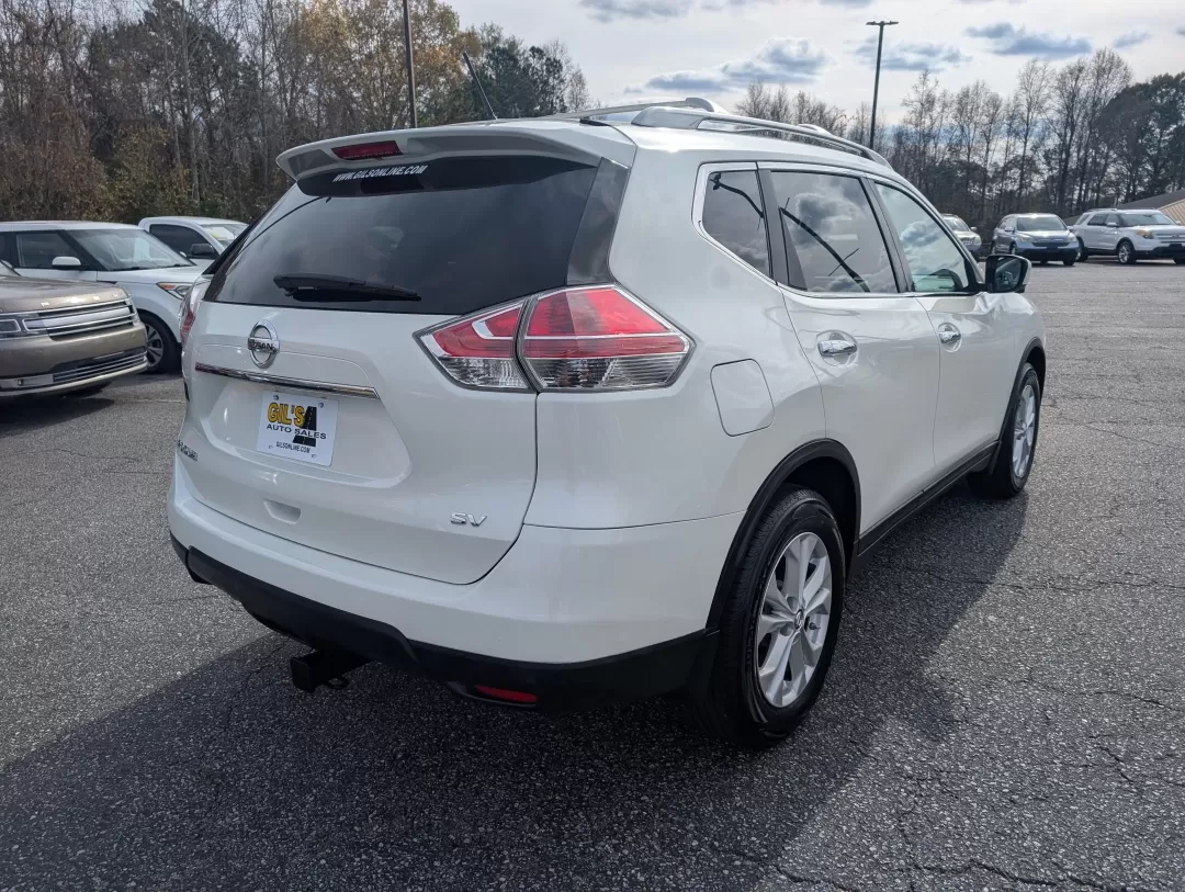 2015 /Charcoal Nissan Rogue SV (5N1AT2MT6FC) with an Other engine, located at 3959 U.S. 80 W, Phenix City, AL, 36870, (334) 297-4885, 32.469296, -85.135185 - 2015 Nissan Rogue SV - Photo#4