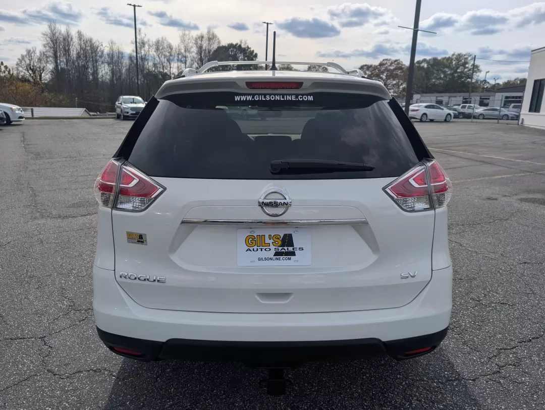 2015 /Charcoal Nissan Rogue SV (5N1AT2MT6FC) with an Other engine, located at 3959 U.S. 80 W, Phenix City, AL, 36870, (334) 297-4885, 32.469296, -85.135185 - 2015 Nissan Rogue SV - Photo#5