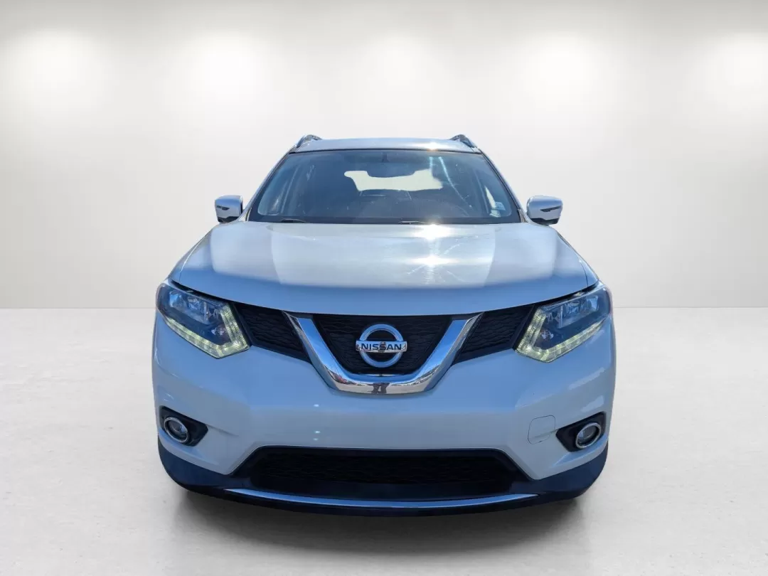 2016 /Charcoal Nissan Rogue SL (KNMAT2MV9GP) with an Other engine, located at 3959 U.S. 80 W, Phenix City, AL, 36870, (334) 297-4885, 32.469296, -85.135185 - **Discover Adventure with the 2016 Nissan Rogue SL at Gils Auto - Your Trusted Buy Here Pay Here Dealership in Phenix City, AL!**<br /> <br /> Are you ready to embrace a lifestyle filled with adventure and comfort? The 2016 Nissan Rogue SL is your perfect companion for weekend getaways, daily commut - Photo#2