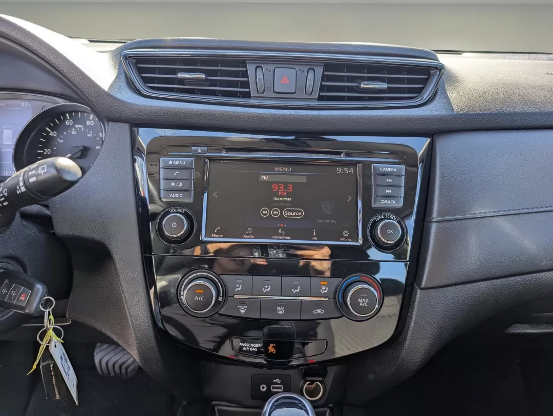 2019 /Charcoal Nissan Rogue S (5N1AT2MT6KC) with an Other engine, located at 3959 U.S. 80 W, Phenix City, AL, 36870, (334) 297-4885, 32.469296, -85.135185 - **Discover Your Next Adventure with the 2019 Nissan Rogue at Gils Auto in Phenix City, AL!**<br /> <br /> Are you ready to elevate your lifestyle with a versatile and reliable SUV? The 2019 Nissan Rogue is your perfect partner for everything from daily commutes to weekend getaways. With its spacious - Photo#14