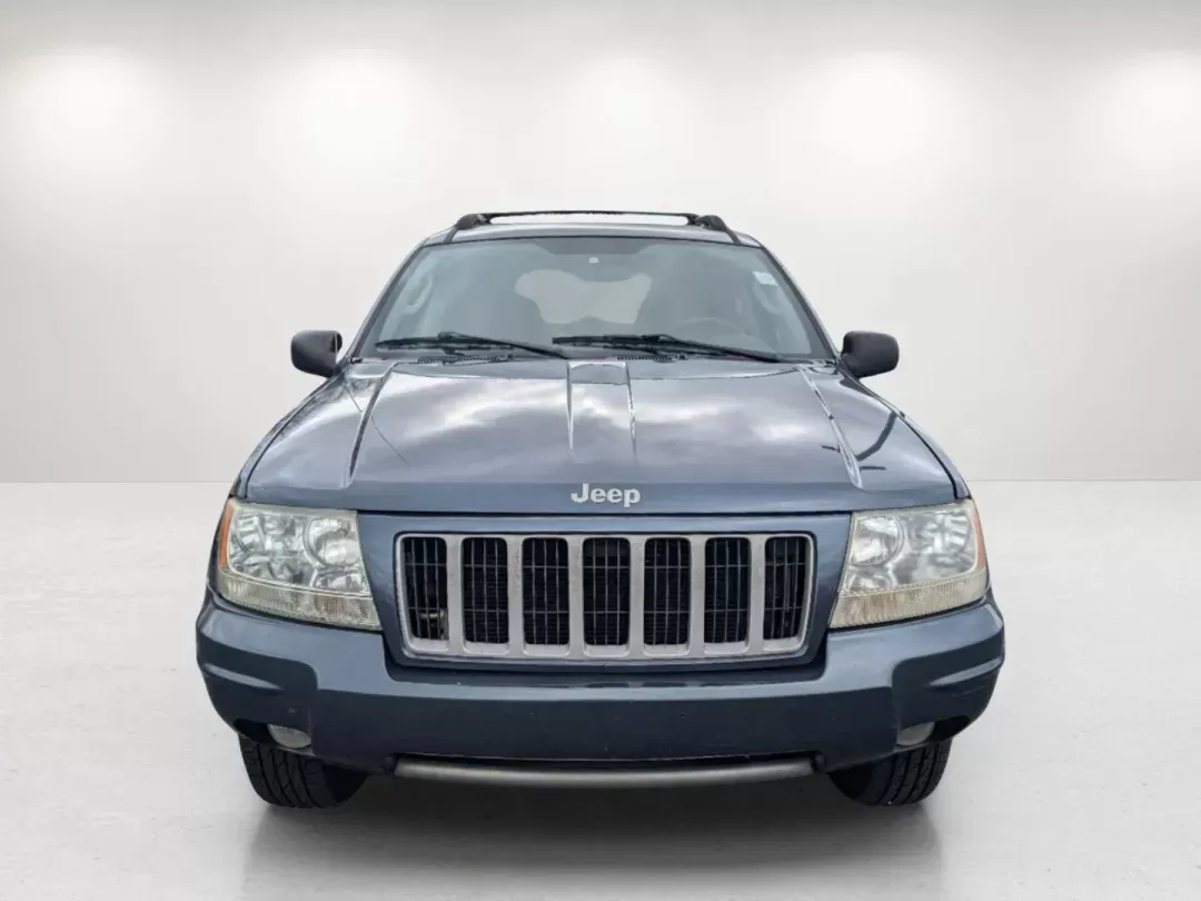 2004 Steel Blue Pearl /Dark Slate Gray Jeep Grand Cherokee Laredo (1J4GX48S34C) with an Gas I6 4.0L/242 engine, 4-Speed Automatic w/OD transmission, located at 521 Old Farm Lane Rd, Prattville, AL, 36066, (334) 325-1505, 32.482460, -86.416367 - 2004 Jeep Grand Cherokee Laredo - Photo#2