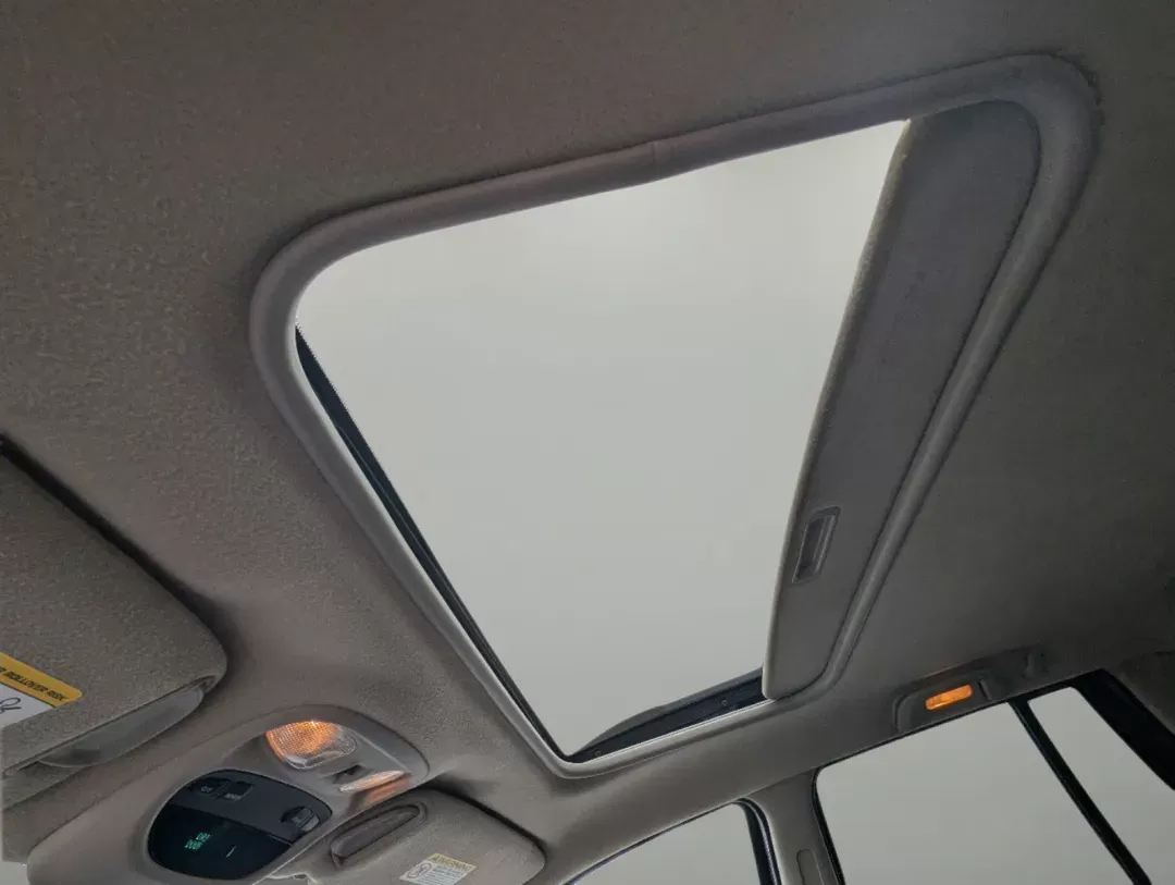 2004 Steel Blue Pearl /Dark Slate Gray Jeep Grand Cherokee Laredo (1J4GX48S34C) with an Other engine, located at 3959 U.S. 80 W, Phenix City, AL, 36870, (334) 297-4885, 32.469296, -85.135185 - Explore the great outdoors and embark on unforgettable adventures with the 2004 Jeep Grand Cherokee Laredo, available now at Gils Auto, your trusted Buy Here Pay Here dealership located at 1430 Gateway Drive, Opelika, AL 36801. This sport utility vehicle is the perfect companion for those who crave - Photo#16