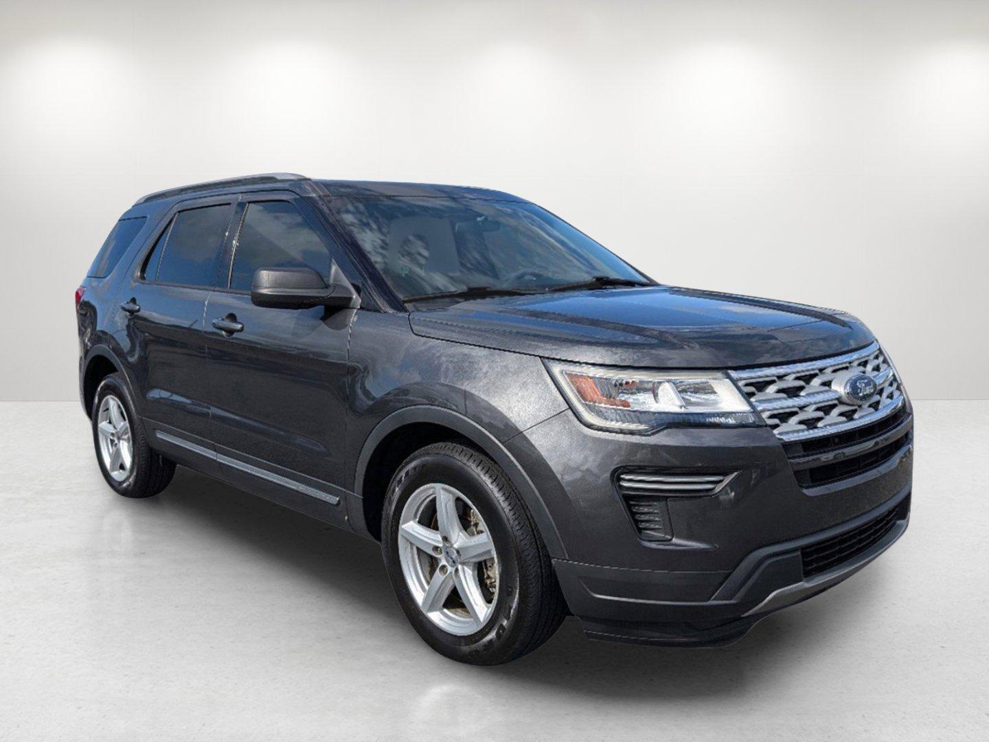 2019 Gray Ford Explorer XLT (1FM5K7D88KG) with an Regular Unleaded V-6 3.5 L/213 engine, 6-Speed Automatic w/OD transmission, located at 7000 Northlake Connector, Columbus, GA, 31904, (706) 987-8085, 32.524975, -84.978134 - 2019 Ford Explorer XLT - Photo#2