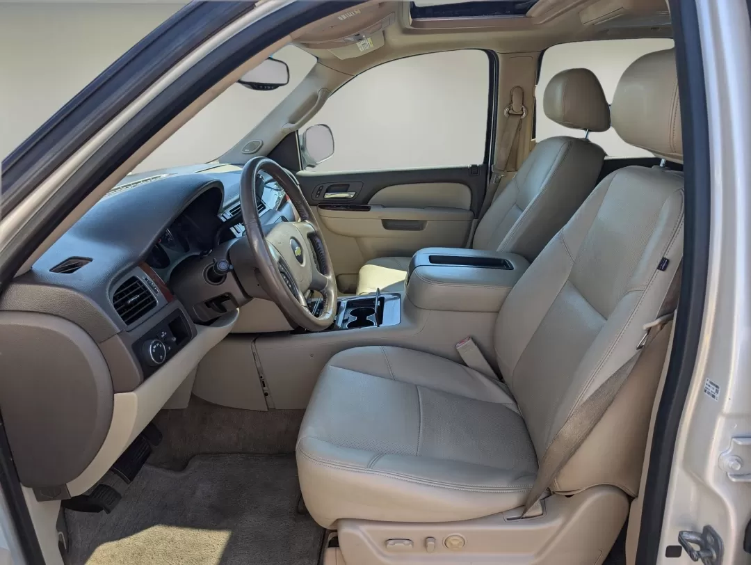 2012 /Light Cashmere/Dark Cashmere Chevrolet Tahoe LTZ (1GNSCCE03CR) with an Other engine, located at 5115 14th Ave., Columbus, GA, 31904, (706) 323-0345, 32.511494, -84.971046 - Elevate your family adventures and everyday commutes with this stunning 2012 Chevrolet Tahoe LTZ, now available at Gils Auto in Phenix City, AL. Nestled just off U.S. 80 W, our Buy Here Pay Here dealership specializes in making car ownership accessible-even if you have bad credit. With in-house fina - Photo#12