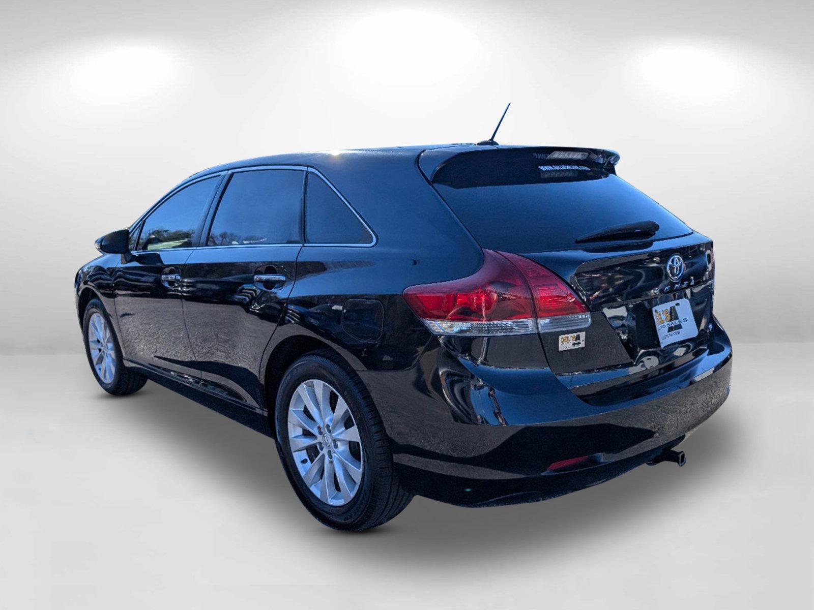 2013 Black Toyota Venza XLE (4T3ZA3BB7DU) with an Gas I4 2.7L/163 engine, 6-Speed Automatic transmission, located at 1430 Gateway Drive, Opelika, AL, 36801, (334) 239-0944, 32.637871, -85.409790 - 2013 Toyota Venza XLE - Photo#6