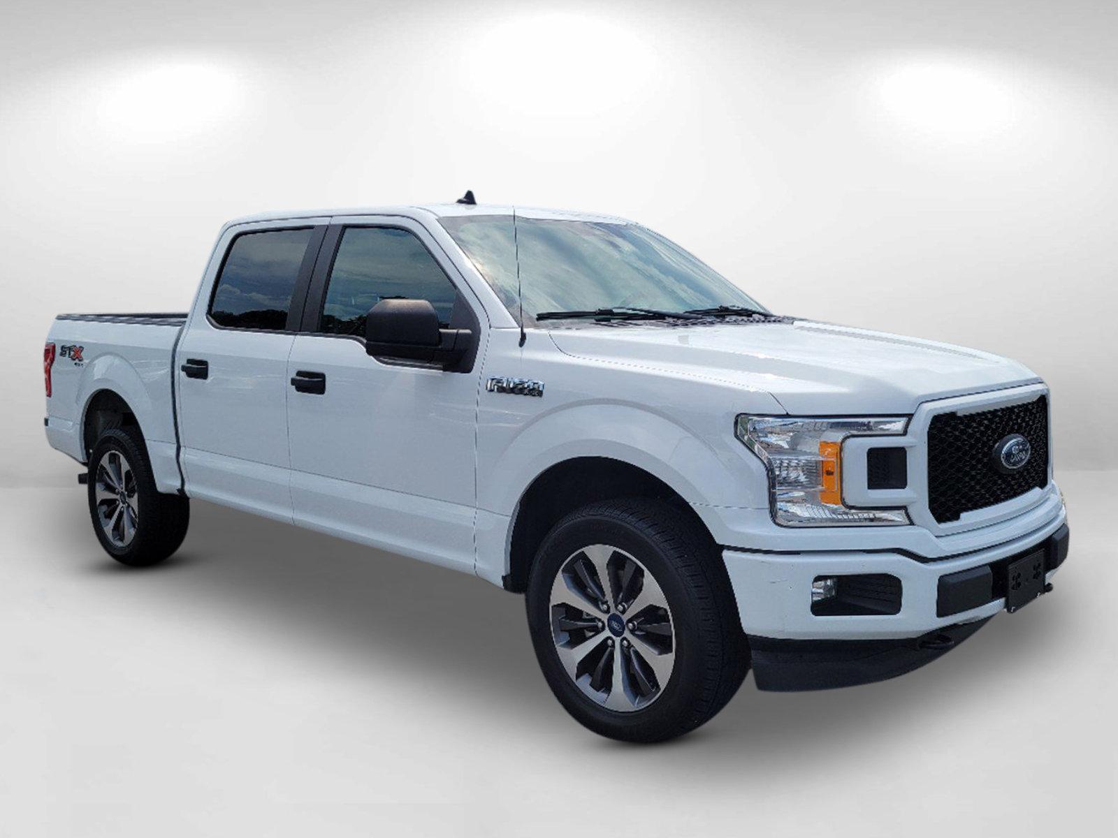 2020 White Ford F-150 XLT (1FTEW1EP9LF) with an Twin Turbo Regular Unleaded V-6 2.7 L/164 engine, 10-Speed Automatic w/OD transmission, located at 7000 Northlake Connector, Columbus, GA, 31904, (706) 987-8085, 32.524975, -84.978134 - 2020 Ford F-150 XLT - Photo#2