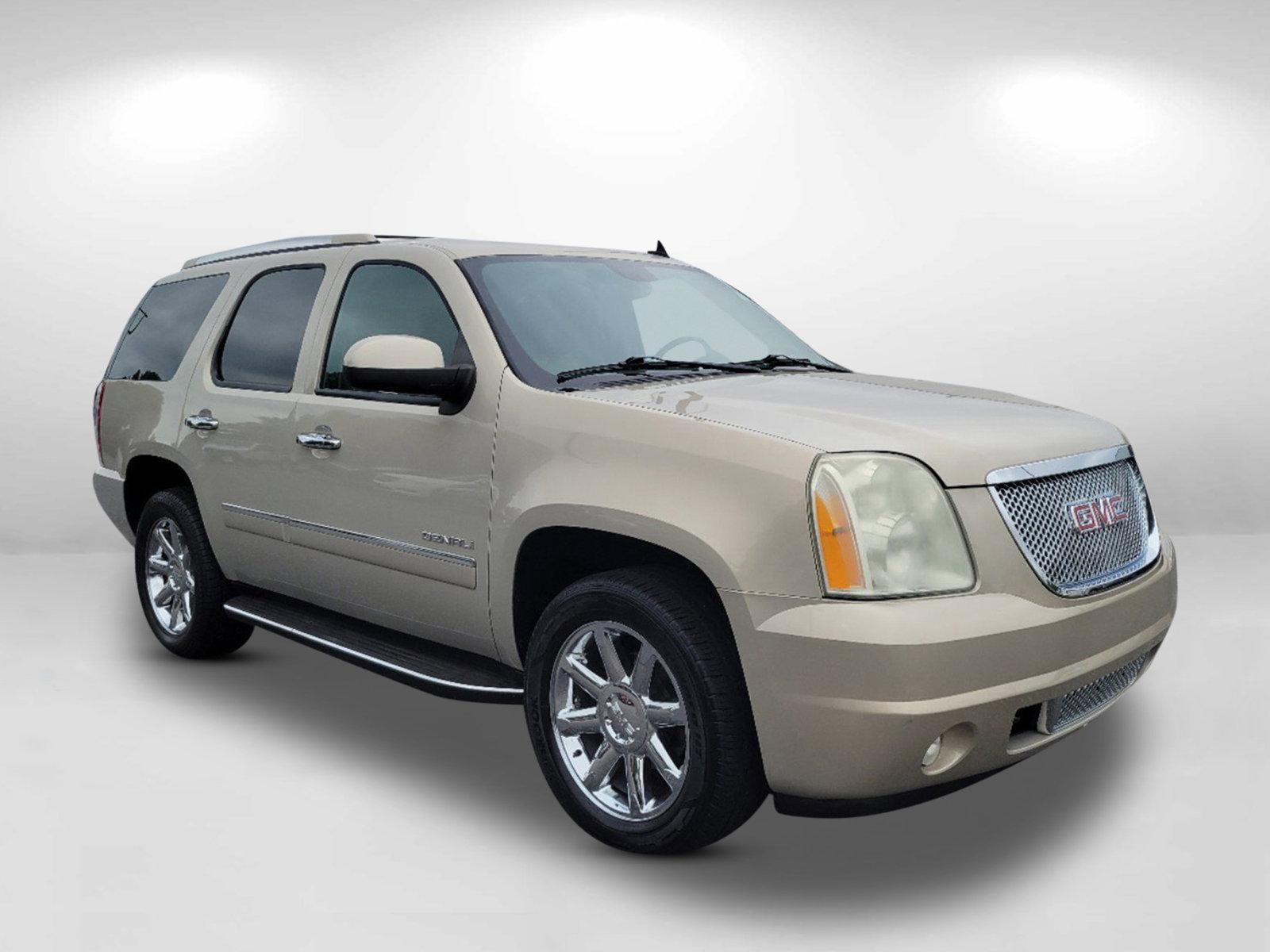 2011 Gold Mist Metallic /Cocoa/Light Cashmere GMC Yukon Denali (1GKS1EEF6BR) with an Gas/Ethanol V8 6.2L/378 engine, 6-Speed Automatic w/OD transmission, located at 5115 14th Ave., Columbus, GA, 31904, (706) 323-0345, 32.511494, -84.971046 - 2011 GMC Yukon Denali - Photo#2