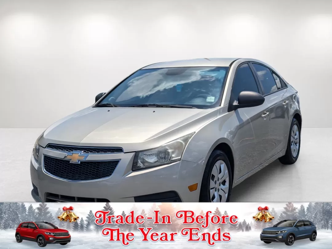 2013 Champagne Silver Metallic /Jet Black/Medium Titanium Chevrolet Cruze LS (1G1PA5SH9D7) with an Other engine, located at 1430 Gateway Drive, Opelika, AL, 36801, (334) 239-0944, 32.637871, -85.409790 - **Drive Your Daily Adventures with the 2013 Chevrolet Cruze LS!**<br /> <br /> Are you in search of a reliable and stylish sedan that's perfect for your daily commutes and weekend getaways? Look no further! At Gils Auto - Columbus #2, located at 7000 Northlake Connector, Columbus, GA 31904, we proud - Photo#0