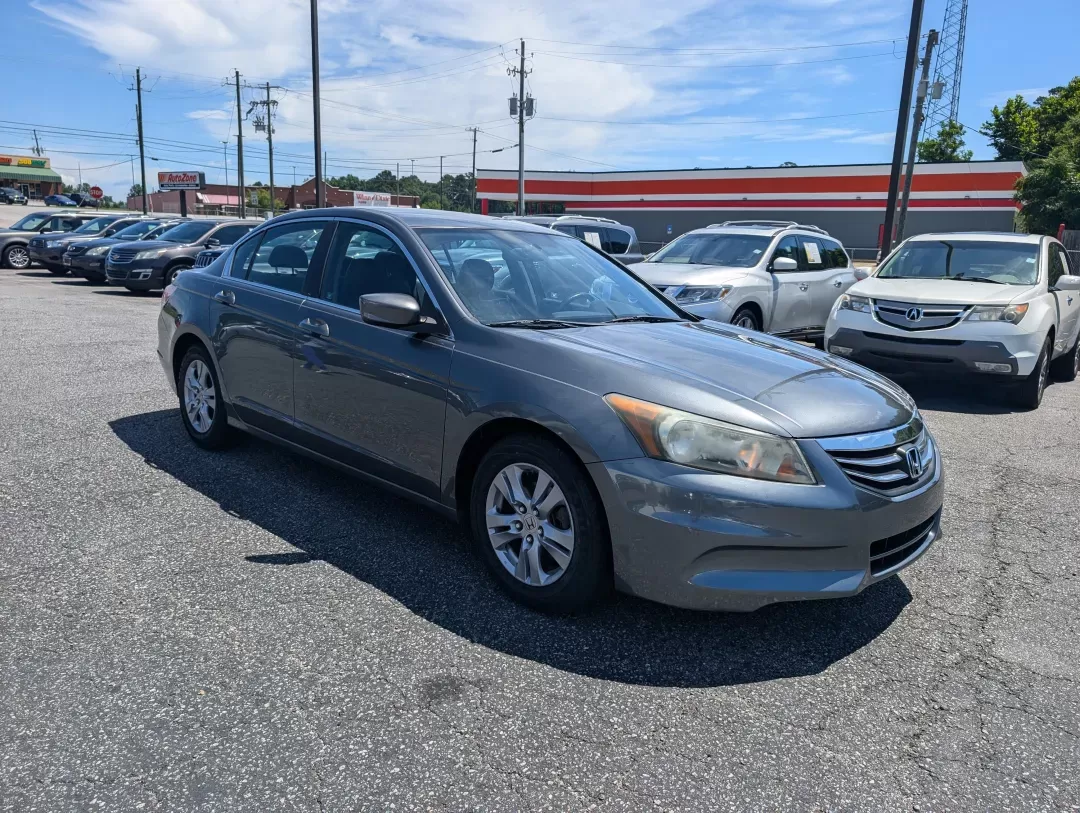 2011 Honda Accord Sdn SE (1HGCP2F67BA) with an Other engine, located at 3959 U.S. 80 W, Phenix City, AL, 36870, (334) 297-4885, 32.469296, -85.135185 - **Find Your Perfect Drive with the 2011 Honda Accord SE-Ideal for Family Adventures and Daily Commutes!**<br /> <br /> Are you in search of a reliable vehicle that fits seamlessly into your active lifestyle? Look no further than the stunning 2011 Honda Accord SE, available now at Gils Auto in Phenix - Photo#2