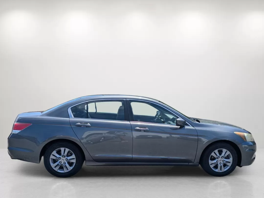 2011 Honda Accord Sdn SE (1HGCP2F67BA) with an Other engine, located at 3959 U.S. 80 W, Phenix City, AL, 36870, (334) 297-4885, 32.469296, -85.135185 - Discover your next adventure with the 2011 Honda Accord SE, a sedan that effortlessly blends style, comfort, and reliability. Whether you're commuting to work, ferrying the kids to soccer practice, or planning a weekend getaway, this car is designed to meet the diverse needs of today's busy lifestyl - Photo#4