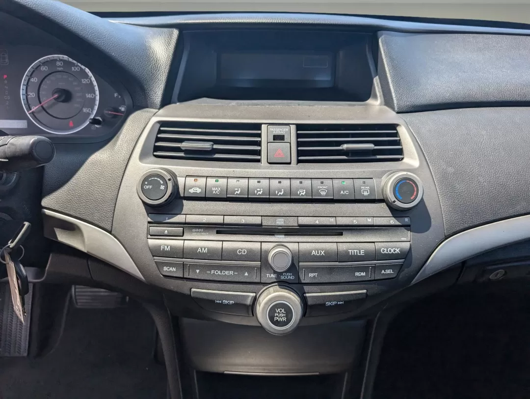 2011 Honda Accord Sdn SE (1HGCP2F67BA) with an Other engine, located at 3959 U.S. 80 W, Phenix City, AL, 36870, (334) 297-4885, 32.469296, -85.135185 - Discover your next adventure with the 2011 Honda Accord SE, a sedan that effortlessly blends style, comfort, and reliability. Whether you're commuting to work, ferrying the kids to soccer practice, or planning a weekend getaway, this car is designed to meet the diverse needs of today's busy lifestyl - Photo#15
