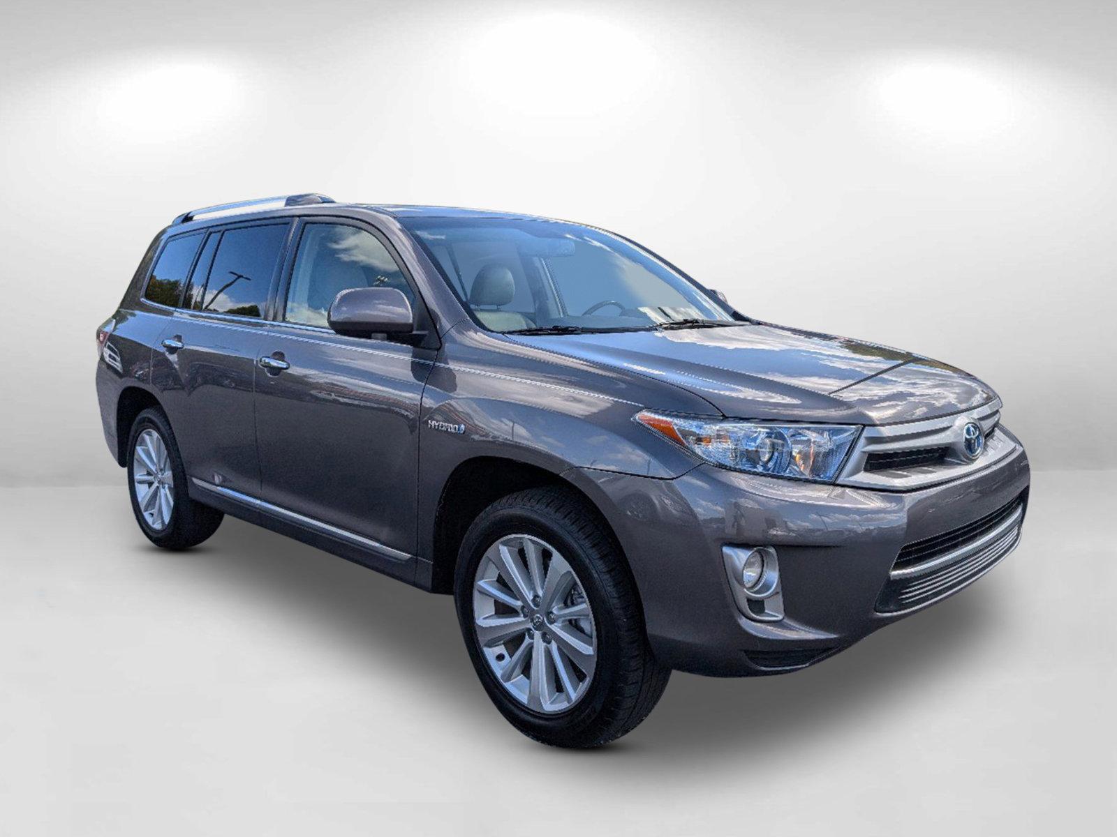 2013 Toyota Highlander Hybrid Limited (JTEDC3EH7D2) with an Gas/Electric V6 3.5L/211 engine, 1-Speed CVT Automatic transmission, located at 5115 14th Ave., Columbus, GA, 31904, (706) 323-0345, 32.511494, -84.971046 - 2013 Toyota Highlander Hybrid Limited - Photo#2