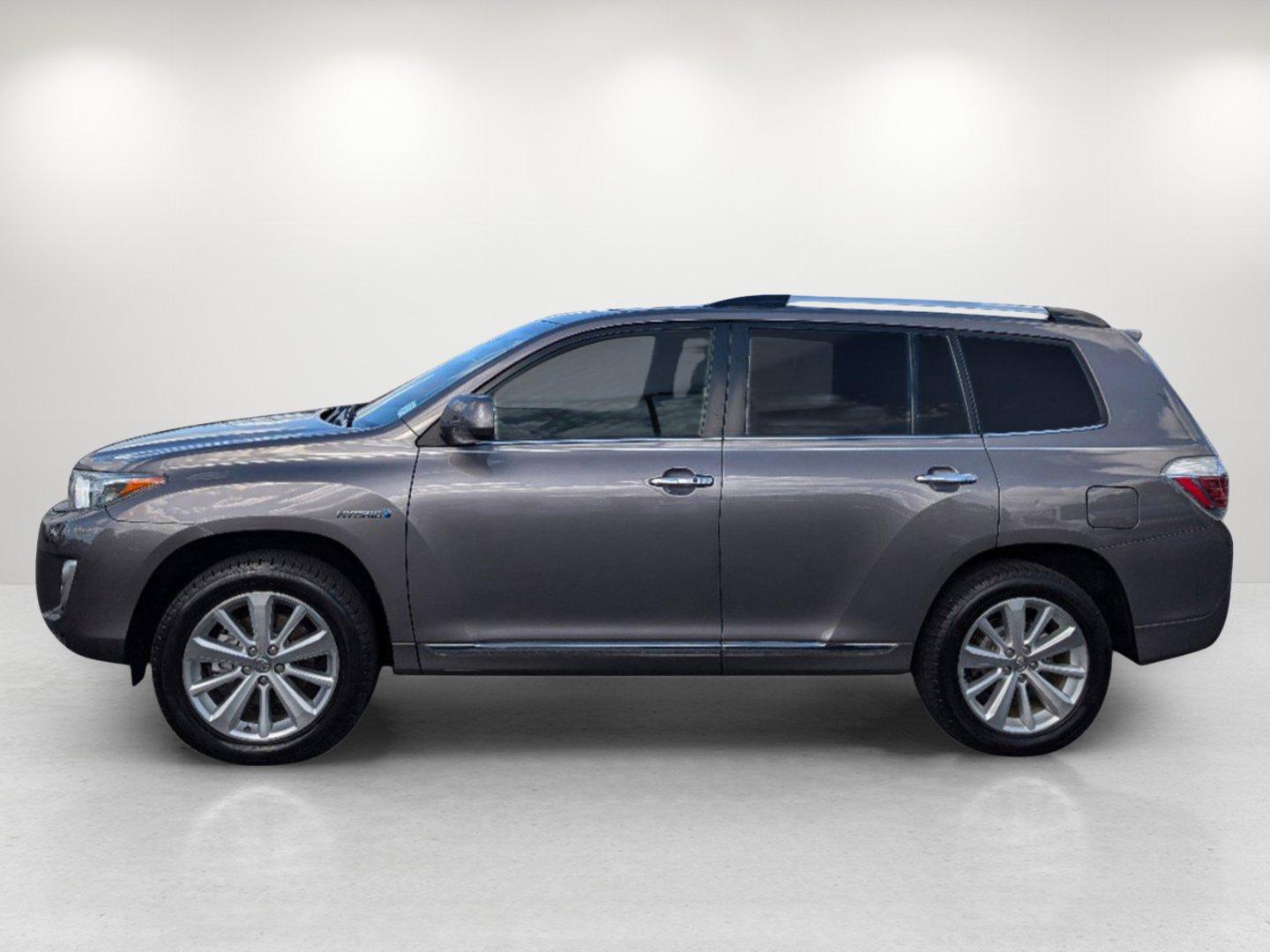 2013 Toyota Highlander Hybrid Limited (JTEDC3EH7D2) with an Gas/Electric V6 3.5L/211 engine, 1-Speed CVT Automatic transmission, located at 804 22nd Ave, Phenix City, AL, 36870, (334) 297-1860, 32.484749, -85.024475 - 2013 Toyota Highlander Hybrid Limited - Photo#7