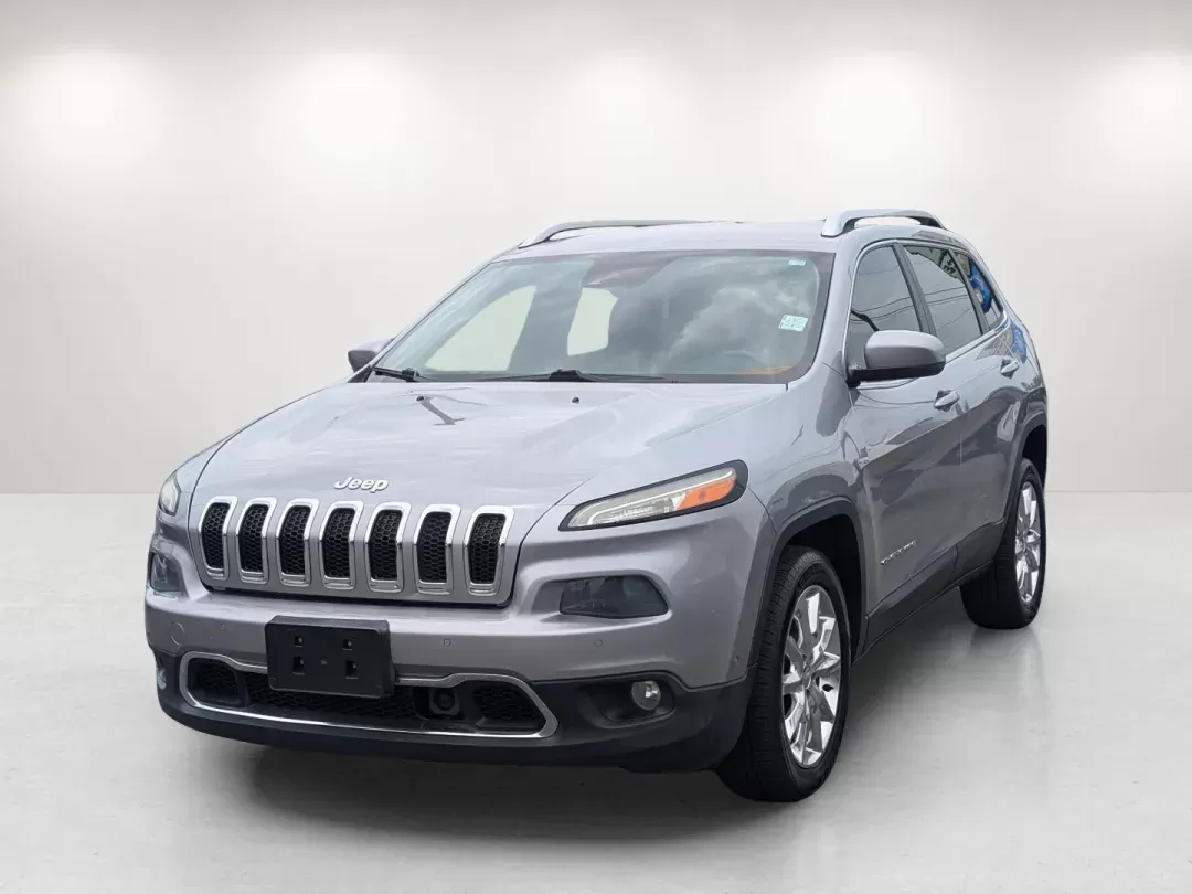 2014 /Black Jeep Cherokee Limited (1C4PJLDSXEW) with an Regular Unleaded V-6 3.2 L/198 engine, 9-Speed Automatic w/OD transmission, located at 1430 Gateway Drive, Opelika, AL, 36801, (334) 239-0944, 32.637871, -85.409790 - 2014 Jeep Cherokee Limited - Photo#0