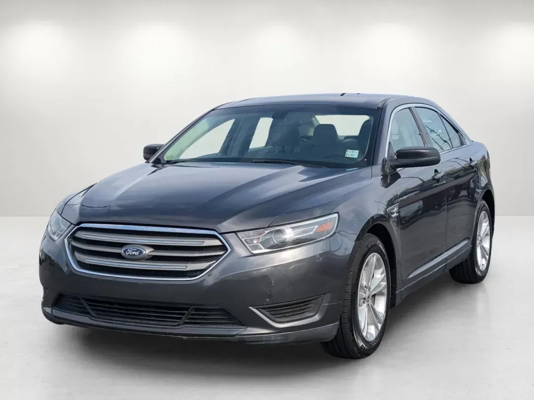 2015 Ford Taurus SE (1FAHP2D82FG) with an Regular Unleaded V-6 3.5 L/213 engine, 6-Speed Automatic w/OD transmission, located at 3959 U.S. 80 W, Phenix City, AL, 36870, (334) 297-4885, 32.469296, -85.135185 - 2015 Ford Taurus SE - Photo#1