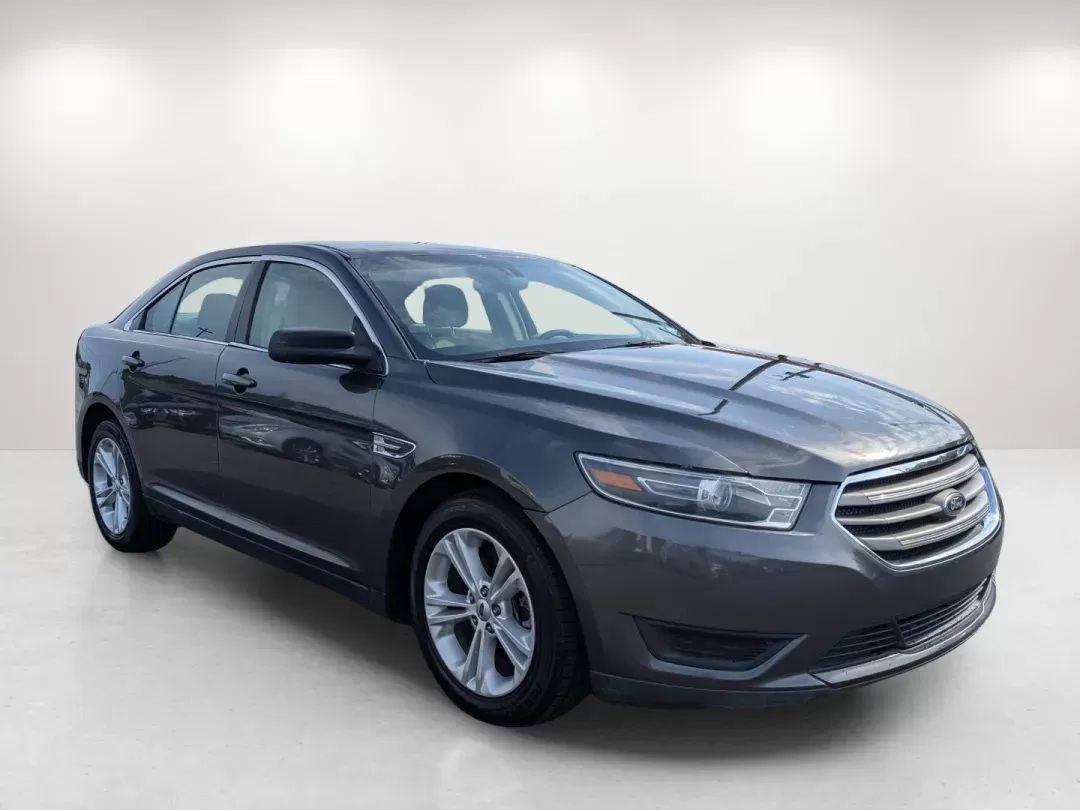 2015 Ford Taurus SE (1FAHP2D82FG) with an Regular Unleaded V-6 3.5 L/213 engine, 6-Speed Automatic w/OD transmission, located at 804 22nd Ave, Phenix City, AL, 36870, (334) 297-1860, 32.484749, -85.024475 - 2015 Ford Taurus SE - Photo#2