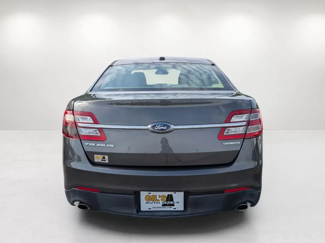 2015 Ford Taurus SE (1FAHP2D82FG) with an Regular Unleaded V-6 3.5 L/213 engine, 6-Speed Automatic w/OD transmission, located at 804 22nd Ave, Phenix City, AL, 36870, (334) 297-1860, 32.484749, -85.024475 - 2015 Ford Taurus SE - Photo#5