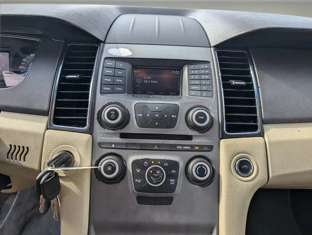 2015 Ford Taurus SE (1FAHP2D82FG) with an Regular Unleaded V-6 3.5 L/213 engine, 6-Speed Automatic w/OD transmission, located at 804 22nd Ave, Phenix City, AL, 36870, (334) 297-1860, 32.484749, -85.024475 - 2015 Ford Taurus SE - Photo#14