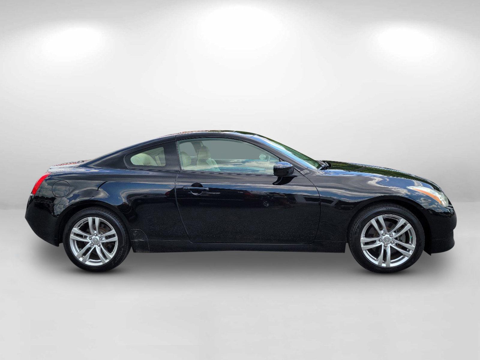 2009 Black Obsidian /Wheat INFINITI G37 Coupe x (JNKCV64F19M) with an Gas V6 3.7L/225 engine, 7-Speed Automatic w/OD transmission, located at 1430 Gateway Drive, Opelika, AL, 36801, (334) 239-0944, 32.637871, -85.409790 - 2009 INFINITI G37 Coupe x - Photo#5