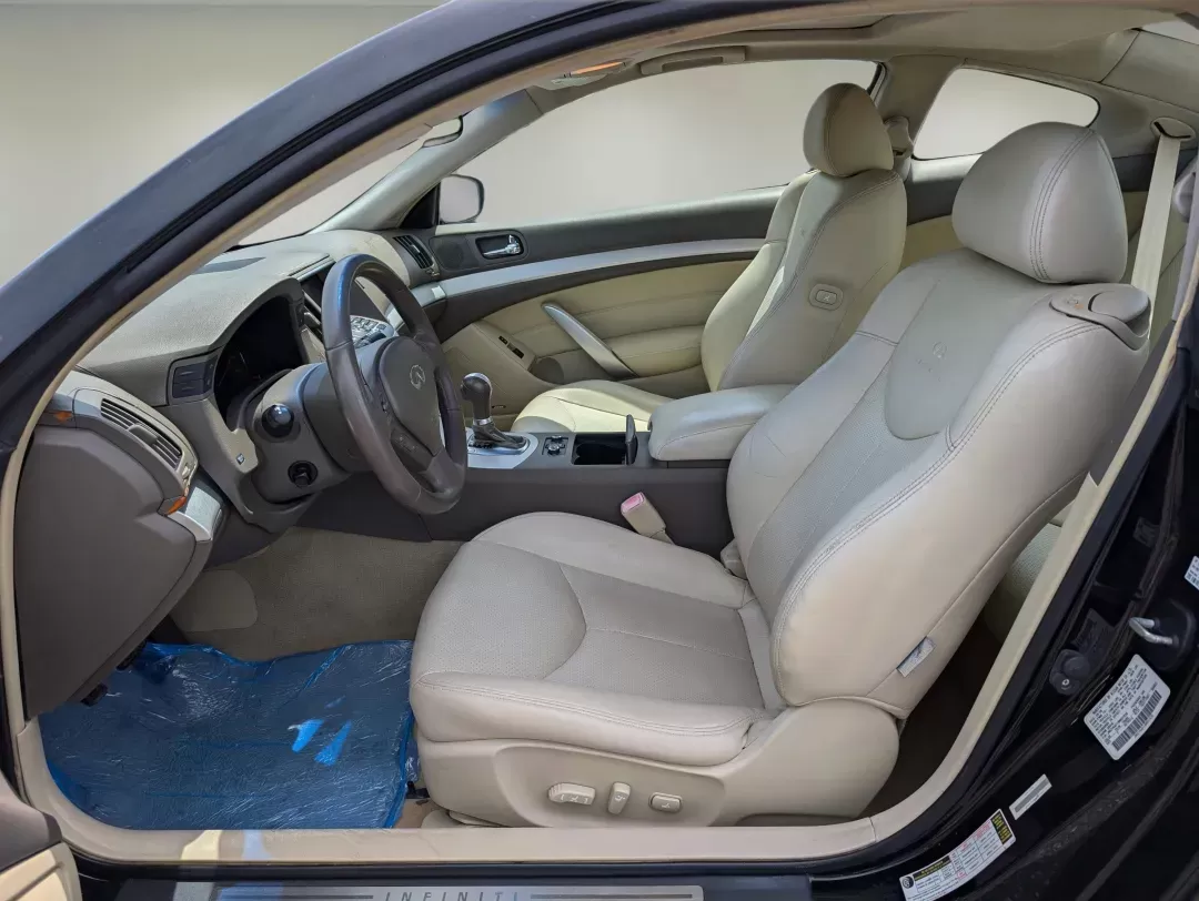2009 Black Obsidian /Wheat Infiniti G37 Coupe x (JNKCV64F19M) with an Gas V6 3.7L/225 engine, 7-Speed Automatic w/OD transmission, located at 804 22nd Ave, Phenix City, AL, 36870, (334) 297-1860, 32.484749, -85.024475 - 2009 Infiniti G37 Coupe x - Photo#8