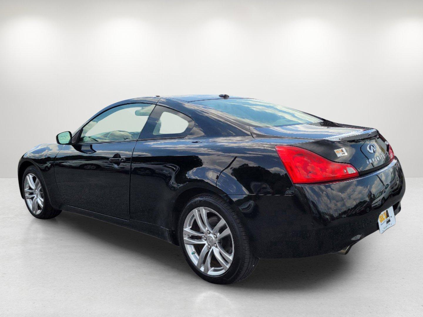 2009 Black Obsidian /Wheat Infiniti G37 Coupe x (JNKCV64F19M) with an Gas V6 3.7L/225 engine, 7-Speed Automatic w/OD transmission, located at 804 22nd Ave, Phenix City, AL, 36870, (334) 297-1860, 32.484749, -85.024475 - 2009 Infiniti G37 Coupe x - Photo#6