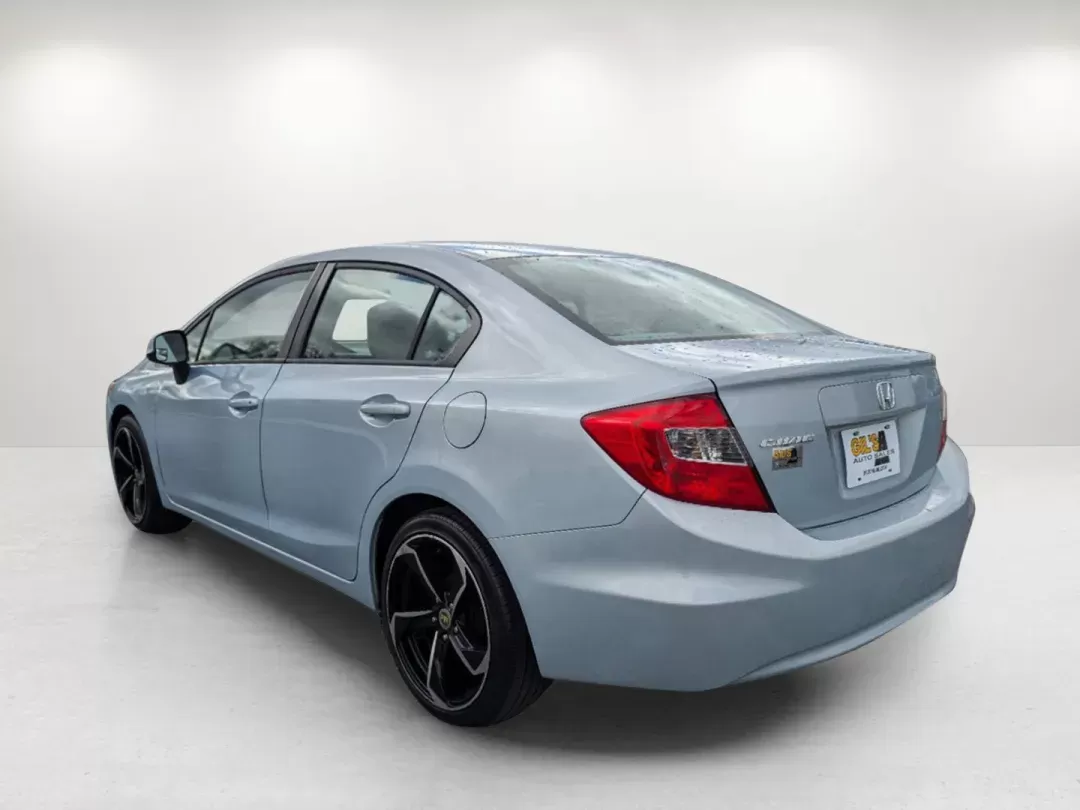 2012 Honda Civic Sdn LX (19XFB2F53CE) with an Gas I4 1.8L/110 engine, 5-Speed Automatic transmission, located at 3959 U.S. 80 W, Phenix City, AL, 36870, (334) 297-4885, 32.469296, -85.135185 - 2012 Honda Civic Sdn LX - Photo#6