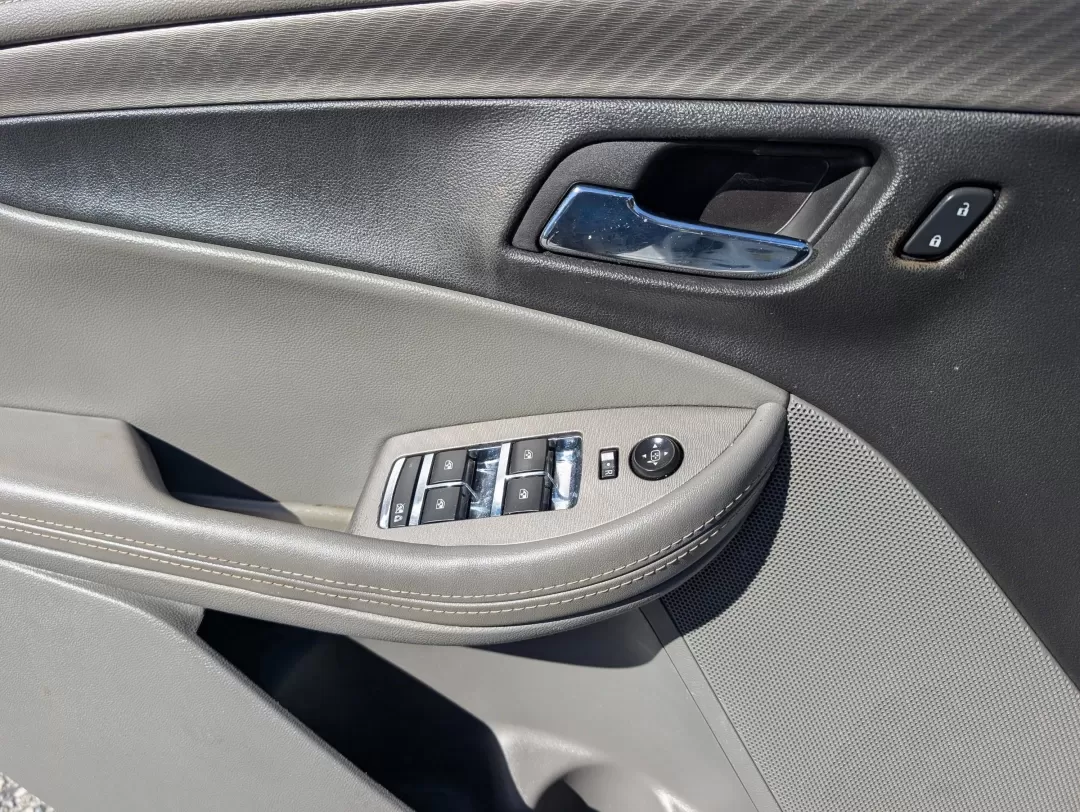 2016 /Jet Black/Dark Titanium Chevrolet Impala LS (2G11X5SA5G9) with an Other engine, located at 3959 U.S. 80 W, Phenix City, AL, 36870, (334) 297-4885, 32.469296, -85.135185 - **Discover the Perfect Family Sedan: 2016 Chevrolet Impala at Gils Auto - Phenix City**<br /> <br /> Are you searching for a reliable sedan that combines style, comfort, and performance for your family? Look no further! At Gils Auto, located at 3959 U.S. 80 W, Phenix City, AL, we are proud to presen - Photo#9