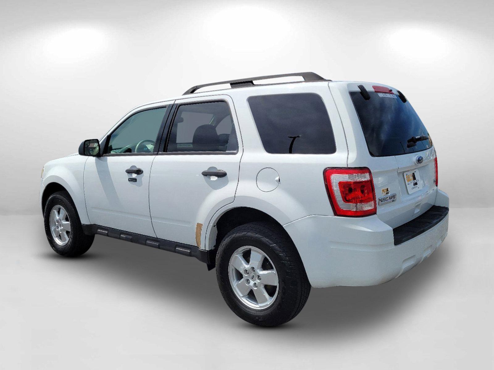 2011 White Ford Escape XLT (1FMCU9DG4BK) with an Gas/Ethanol V6 3.0L/181 engine, 6-Speed Automatic transmission, located at 7000 Northlake Connector, Columbus, GA, 31904, (706) 987-8085, 32.524975, -84.978134 - 2011 Ford Escape XLT - Photo#6