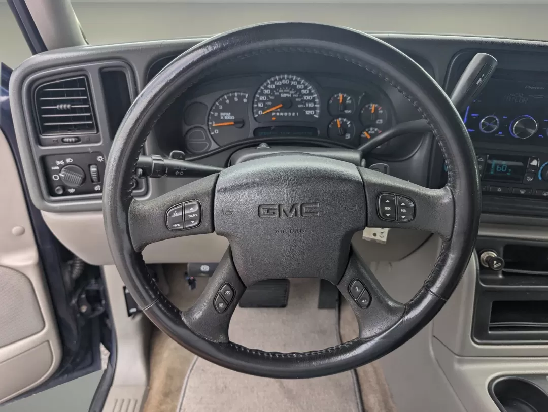 2006 Deep Blue Metallic /Pewter/Dark Pewter GMC Yukon SLT (1GKEC13T76R) with an Other engine, located at 3959 U.S. 80 W, Phenix City, AL, 36870, (334) 297-4885, 32.469296, -85.135185 - **Embark on Your Next Adventure with the 2006 GMC Yukon SLT at Gils Auto!**<br /> <br /> If you're looking for a vehicle that's not just a mode of transportation but a true companion for life's adventures, the 2006 GMC Yukon SLT is your ideal match. With its spacious interior and robust build, this - Photo#17
