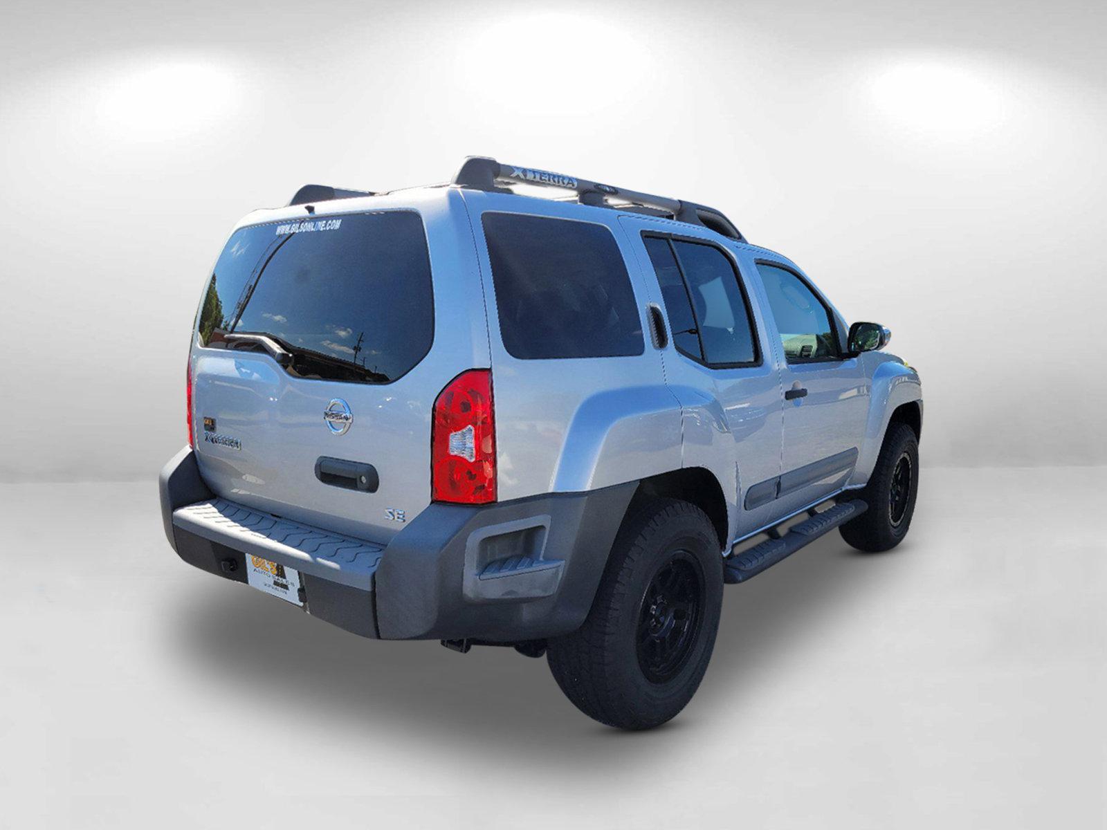 2007 Silver Nissan Xterra (5N1AN08U37C) with an Gas V6 4.0L/241 engine, located at 1430 Gateway Drive, Opelika, AL, 36801, (334) 239-0944, 32.637871, -85.409790 - 2007 Nissan Xterra - Photo#4