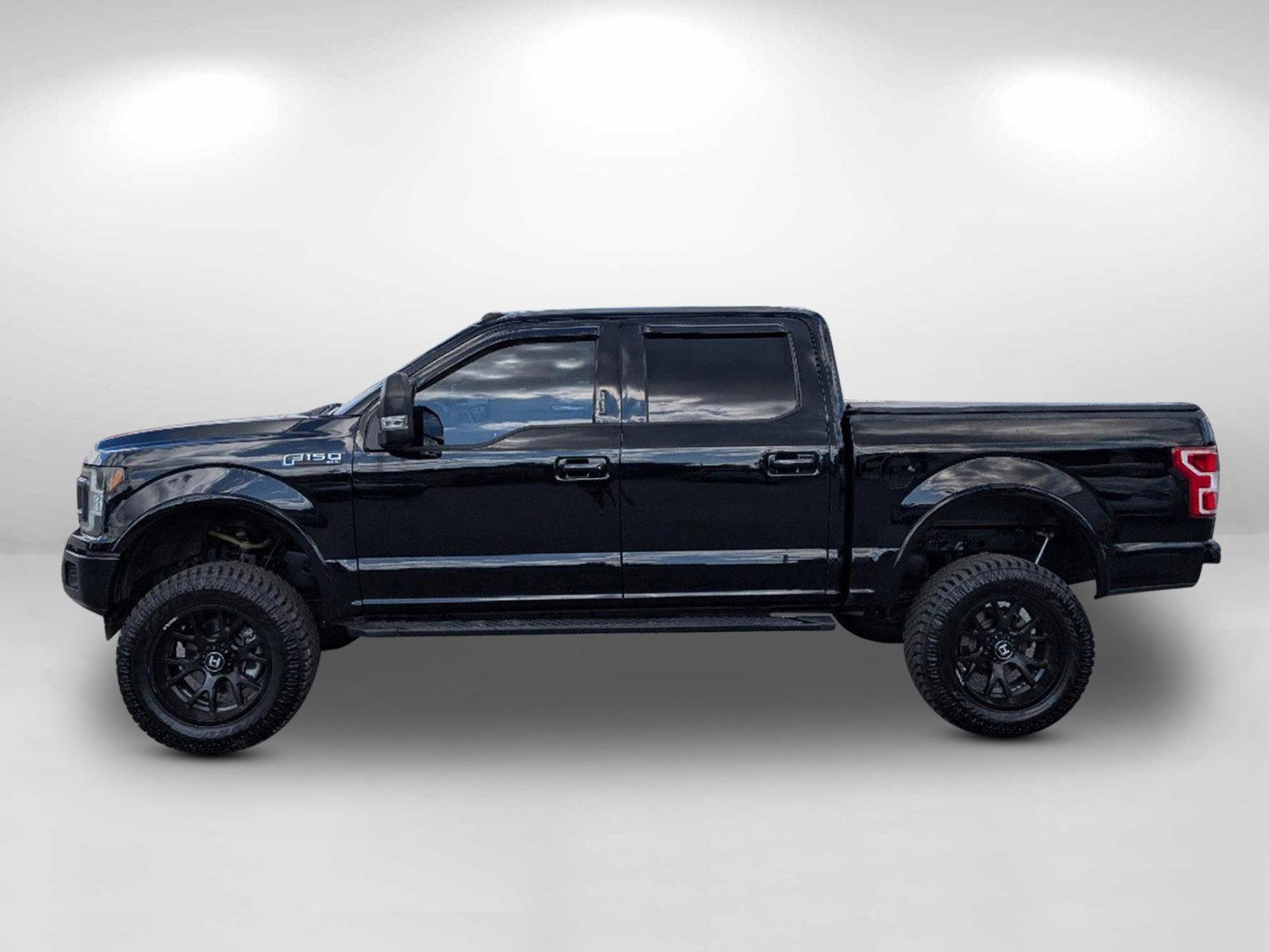 2018 Ford F-150 XLT (1FTEW1EG9JK) with an Twin Turbo Regular Unleaded V-6 3.5 L/213 engine, 10-Speed Automatic w/OD transmission, located at 521 Old Farm Lane Rd, Prattville, AL, 36066, (334) 325-1505, 32.482460, -86.416367 - 2018 Ford F-150 XLT - Photo#9