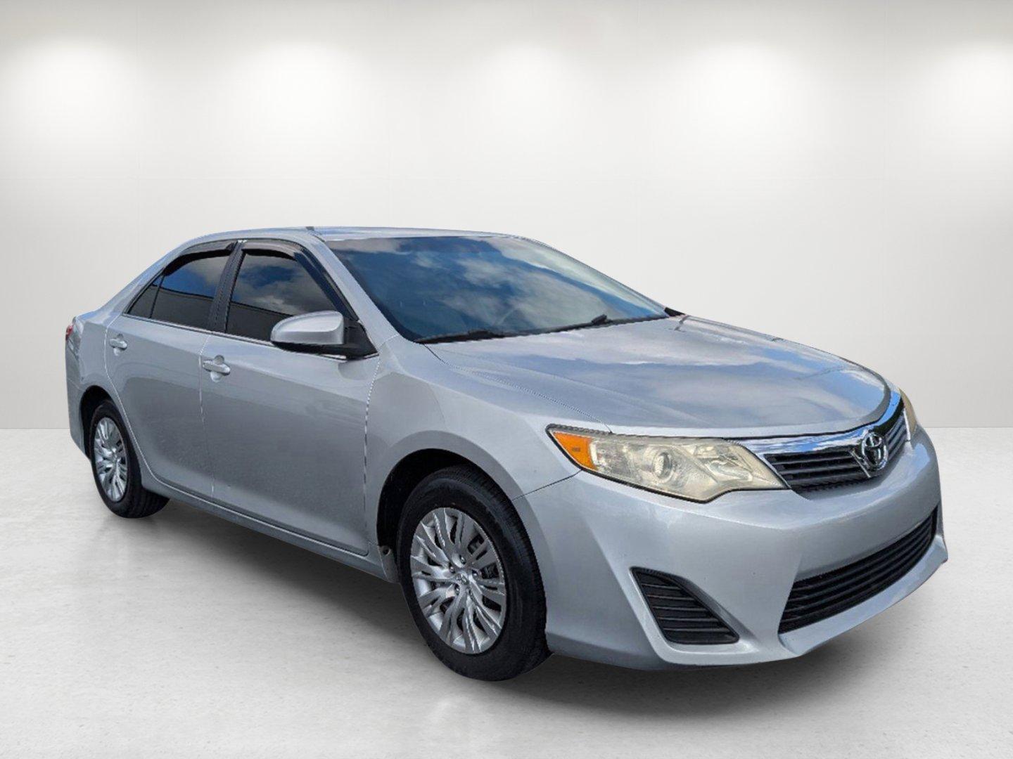 2014 Toyota Camry L (4T1BF1FK4EU) with an Regular Unleaded I-4 2.5 L/152 engine, 6-Speed Automatic w/OD transmission, located at 804 22nd Ave, Phenix City, AL, 36870, (334) 297-1860, 32.484749, -85.024475 - 2014 Toyota Camry L - Photo#2