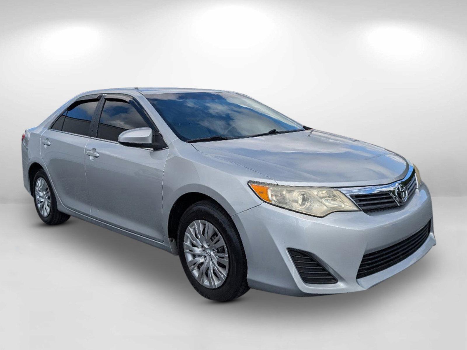 2014 Toyota Camry L (4T1BF1FK4EU) with an Regular Unleaded I-4 2.5 L/152 engine, 6-Speed Automatic w/OD transmission, located at 804 22nd Ave, Phenix City, AL, 36870, (334) 297-1860, 32.484749, -85.024475 - 2014 Toyota Camry L - Photo#2