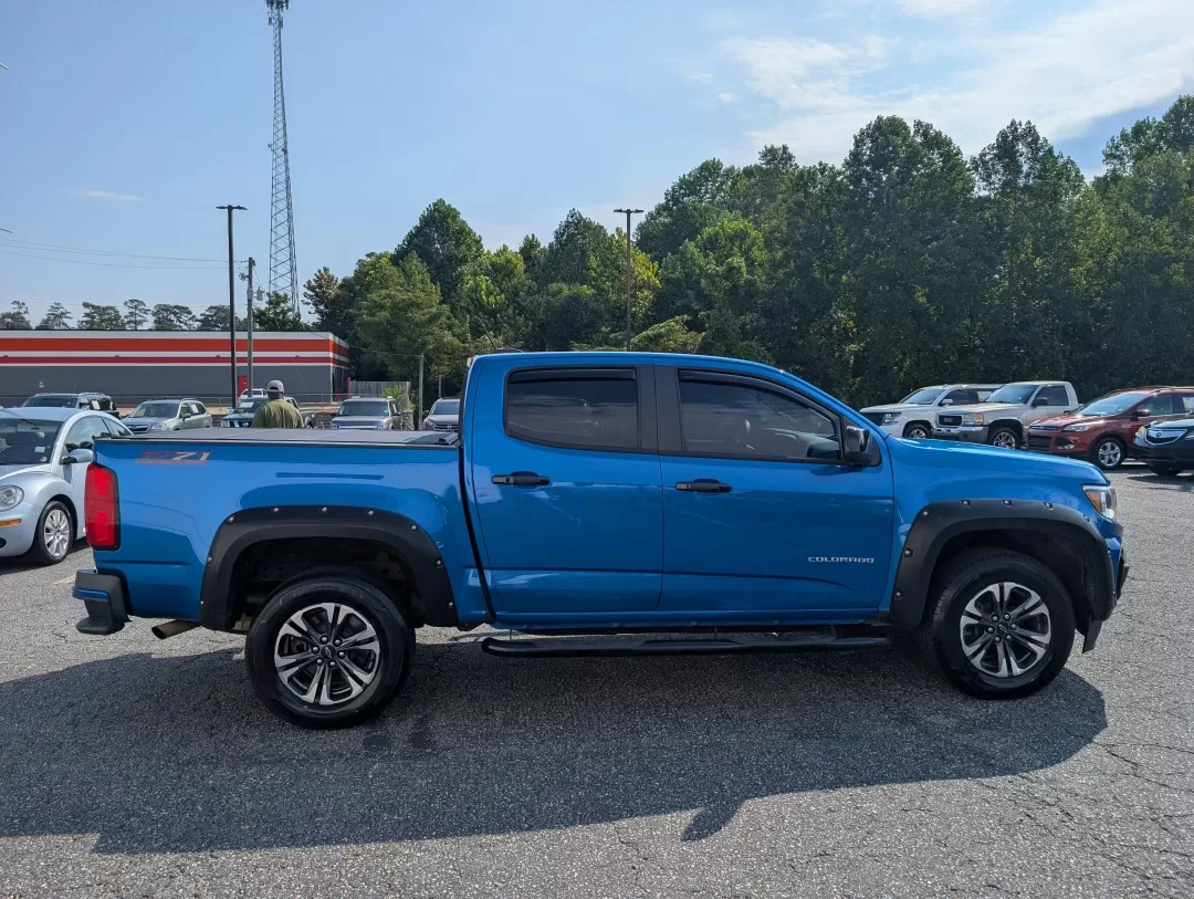 2021 /Jet Black Chevrolet Colorado 2WD Z71 (1GCGSDEN2M1) with an Other engine, located at 3959 U.S. 80 W, Phenix City, AL, 36870, (334) 297-4885, 32.469296, -85.135185 - 2021 Chevrolet Colorado 2WD Z71 - Photo#3