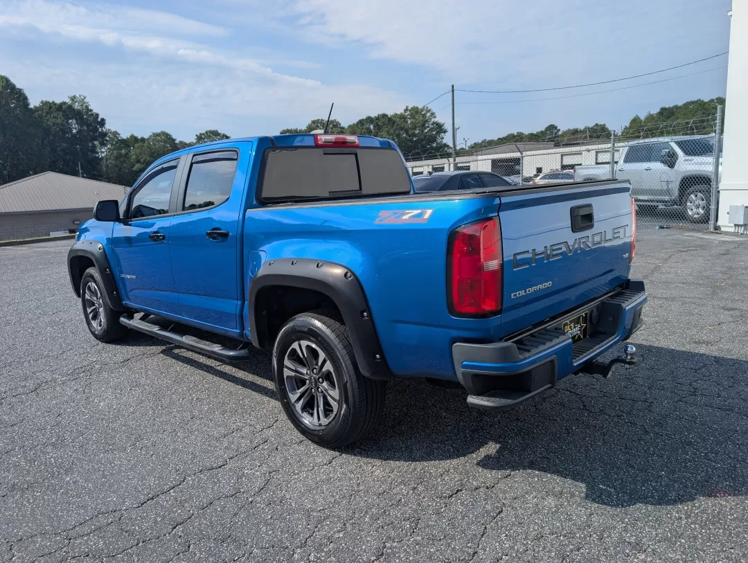 2021 /Jet Black Chevrolet Colorado 2WD Z71 (1GCGSDEN2M1) with an Other engine, located at 3959 U.S. 80 W, Phenix City, AL, 36870, (334) 297-4885, 32.469296, -85.135185 - 2021 Chevrolet Colorado 2WD Z71 - Photo#6