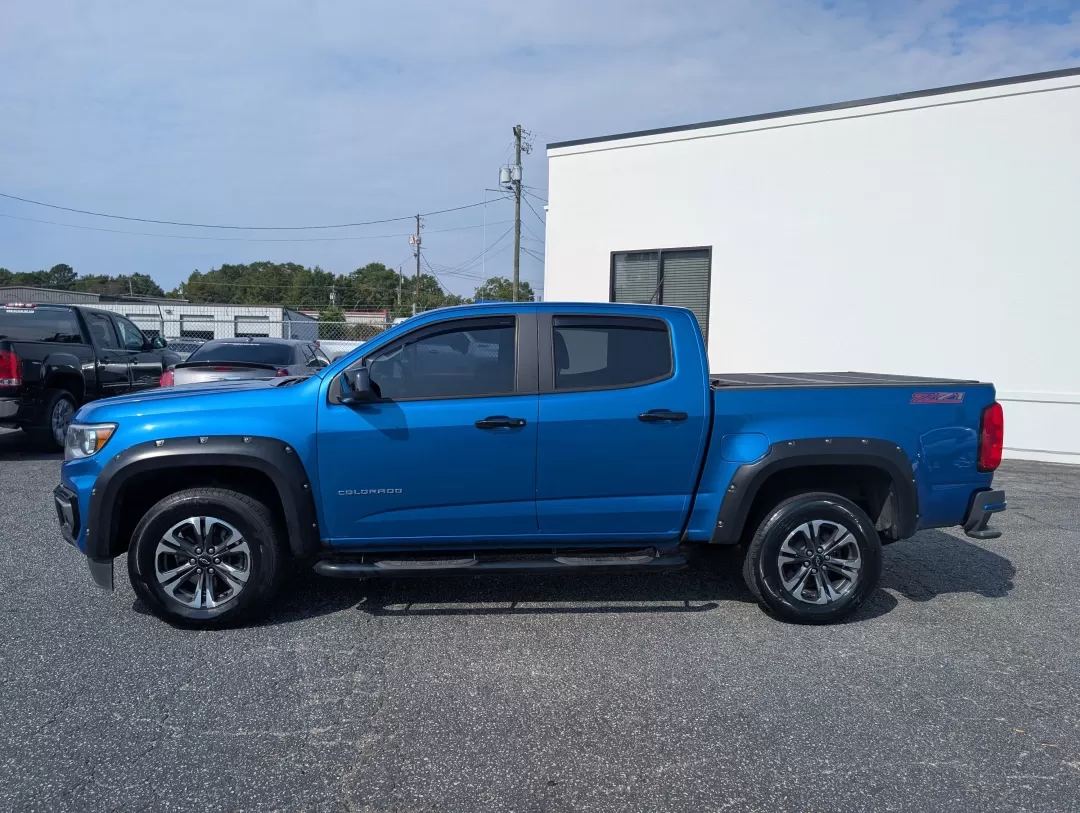 2021 /Jet Black Chevrolet Colorado 2WD Z71 (1GCGSDEN2M1) with an Other engine, located at 3959 U.S. 80 W, Phenix City, AL, 36870, (334) 297-4885, 32.469296, -85.135185 - 2021 Chevrolet Colorado 2WD Z71 - Photo#7