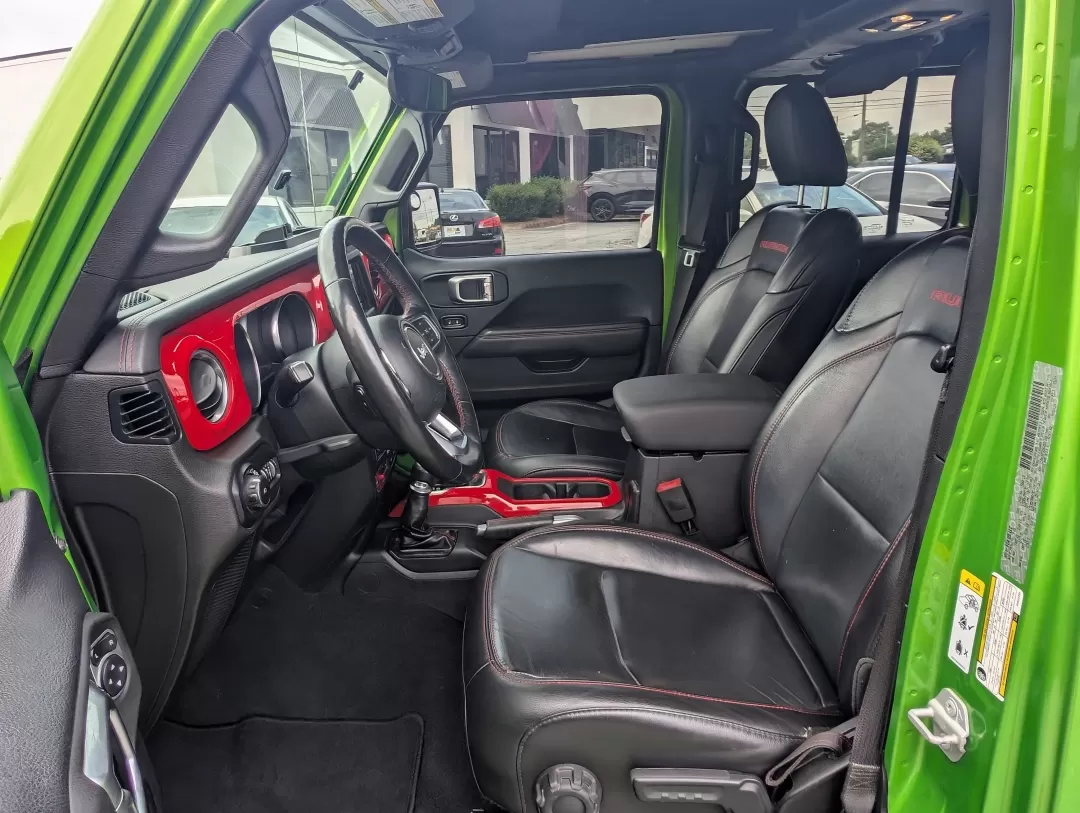 2019 Mojito! Clearcoat /Black Jeep Wrangler Rubicon (1C4HJXFG5KW) with an Other engine, located at 3959 U.S. 80 W, Phenix City, AL, 36870, (334) 297-4885, 32.469296, -85.135185 - 2019 Jeep Wrangler Rubicon - Photo#9