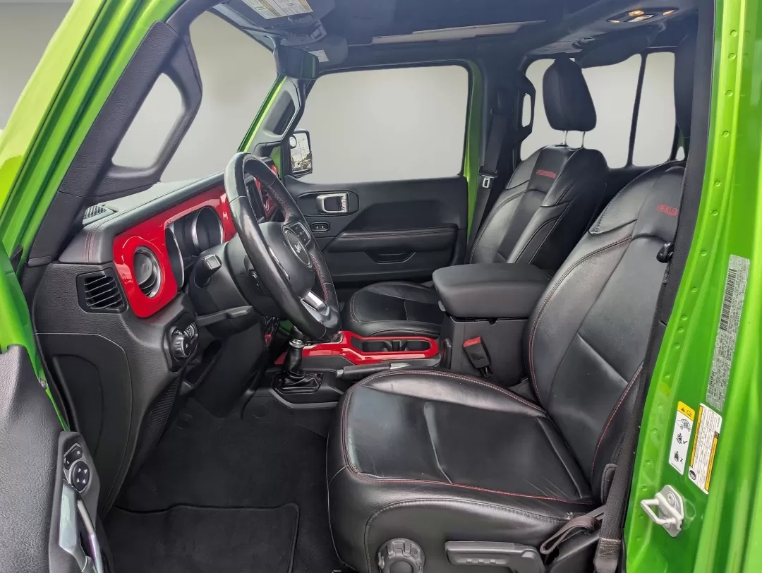 2019 Mojito! Clearcoat /Black Jeep Wrangler Rubicon (1C4HJXFG5KW) with an Other engine, located at 3959 U.S. 80 W, Phenix City, AL, 36870, (334) 297-4885, 32.469296, -85.135185 - 2019 Jeep Wrangler Rubicon - Photo#10
