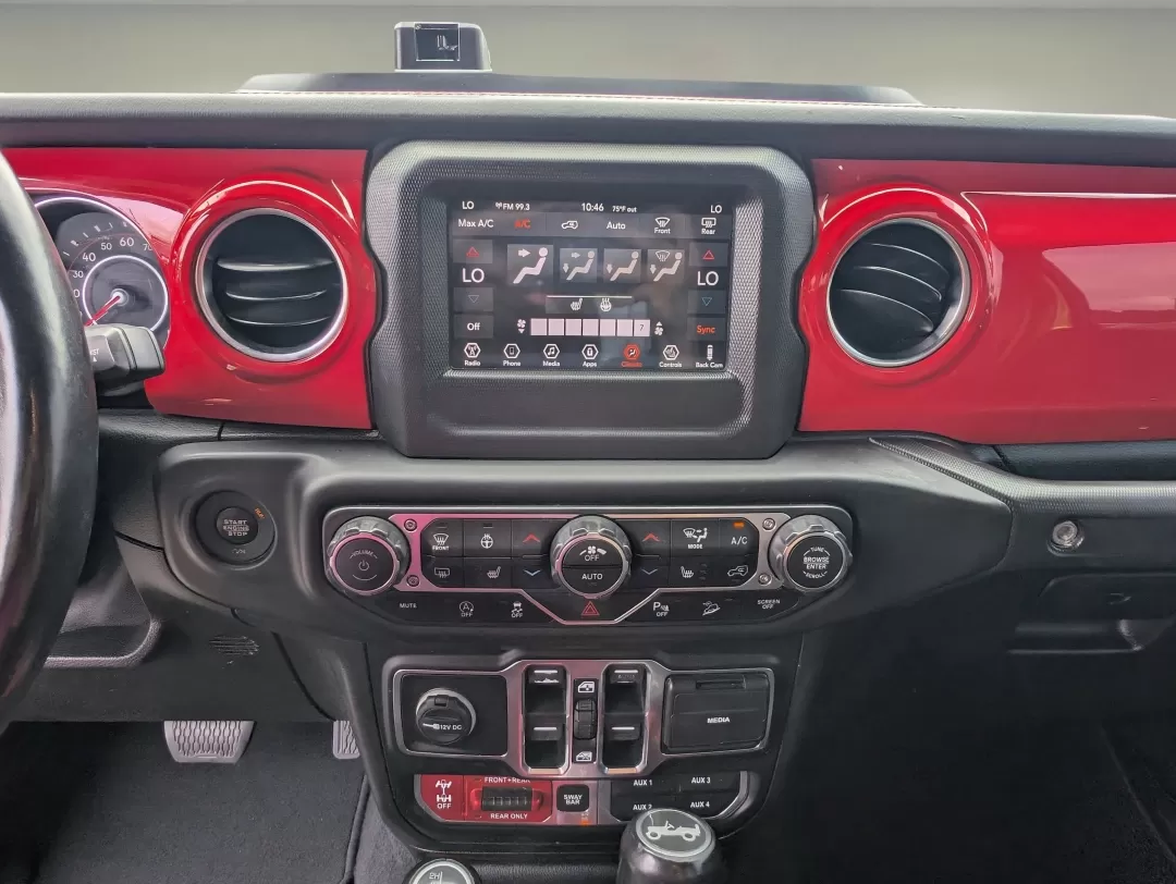 2019 Mojito! Clearcoat /Black Jeep Wrangler Rubicon (1C4HJXFG5KW) with an Other engine, located at 3959 U.S. 80 W, Phenix City, AL, 36870, (334) 297-4885, 32.469296, -85.135185 - 2019 Jeep Wrangler Rubicon - Photo#14