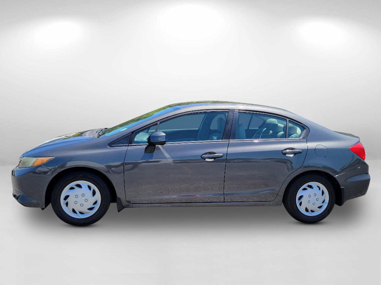 2012 Gray Honda Civic Sdn LX (19XFB2F52CE) with an Gas I4 1.8L/110 engine, 5-Speed Automatic transmission, located at 3959 U.S. 80 W, Phenix City, AL, 36870, (334) 297-4885, 32.469296, -85.135185 - 2012 Honda Civic Sdn LX - Photo#8