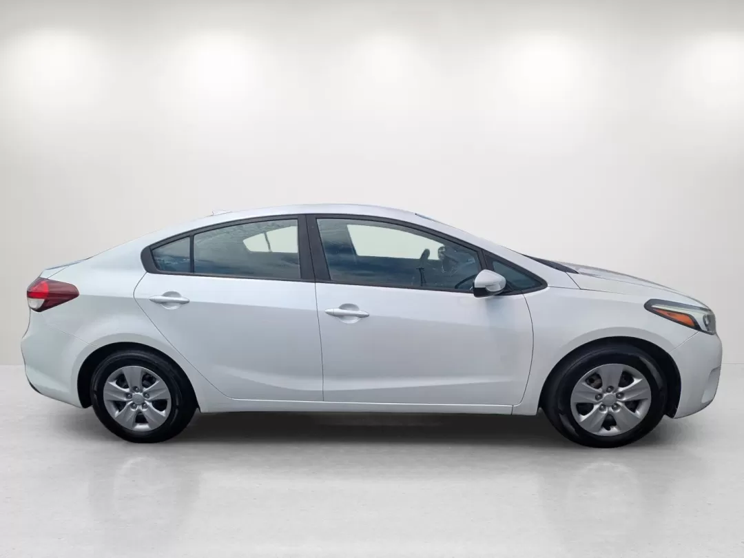 2018 /Black Kia Forte LX (3KPFL4A76JE) with an Other engine, located at 3959 U.S. 80 W, Phenix City, AL, 36870, (334) 297-4885, 32.469296, -85.135185 - **Drive Your Future with the 2018 Kia Forte LX Perfect for Budget-Conscious Buyers!**<br /> <br /> Are you in the market for a reliable sedan that balances comfort, affordability, and style? Look no further than the 2018 Kia Forte LX, available now at Gils Auto in Phenix City, AL. Whether you're co - Photo#3