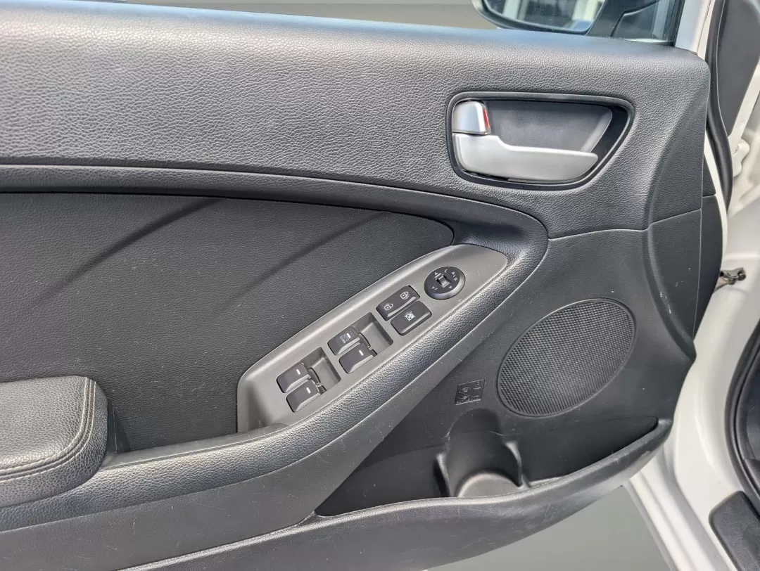 2018 /Black Kia Forte LX (3KPFL4A76JE) with an Other engine, located at 3959 U.S. 80 W, Phenix City, AL, 36870, (334) 297-4885, 32.469296, -85.135185 - **Drive Your Future with the 2018 Kia Forte LX Perfect for Budget-Conscious Buyers!**<br /> <br /> Are you in the market for a reliable sedan that balances comfort, affordability, and style? Look no further than the 2018 Kia Forte LX, available now at Gils Auto in Phenix City, AL. Whether you're co - Photo#8