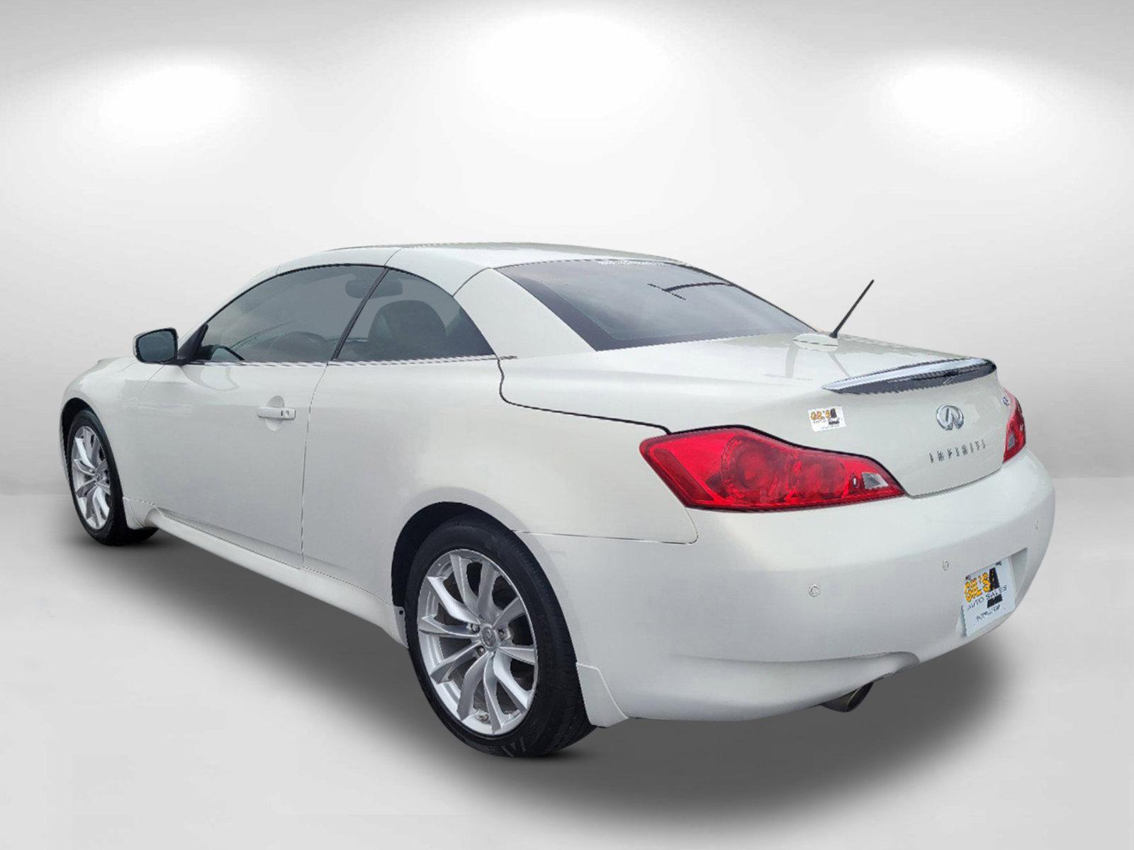 2013 Moonlight White /Wheat INFINITI G37 Convertible Base (JN1CV6FE7DM) with an Gas V6 3.7L/226 engine, 7-Speed Automatic w/OD transmission, located at 804 22nd Ave, Phenix City, AL, 36870, (334) 297-1860, 32.484749, -85.024475 - 2013 INFINITI G37 Convertible Base - Photo#6