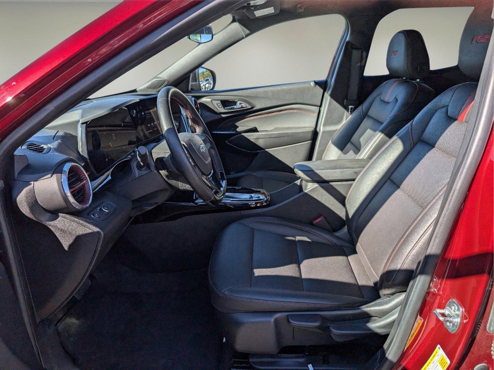 2024 /Jet Black with Red accents Chevrolet Trax 2RS (KL77LJE22RC) with an Turbocharged Gas 3-Cyl 1.2L/ engine, 6-Speed Automatic transmission, located at 7000 Northlake Connector, Columbus, GA, 31904, (706) 987-8085, 32.524975, -84.978134 - 2024 Chevrolet Trax 2RS - Photo#9