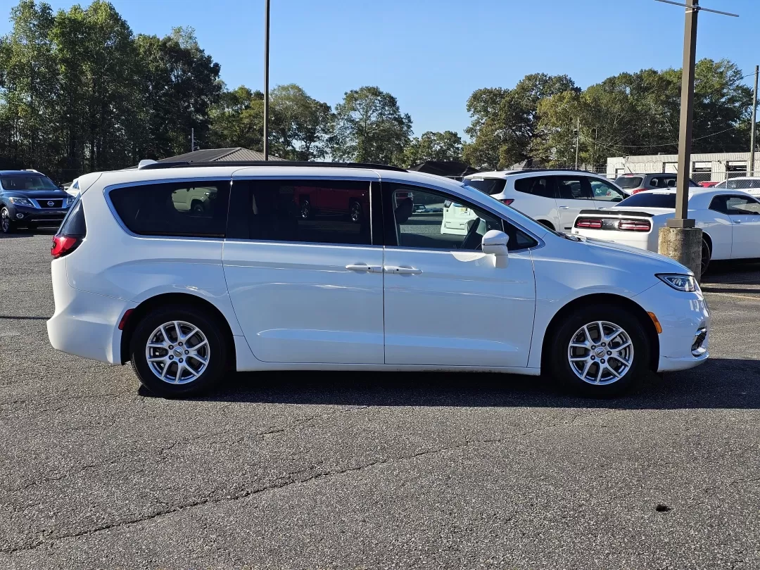 2022 Bright White Clearcoat /Black/Alloy/Black Chrysler Pacifica Touring L (2C4RC1BG2NR) with an Other engine, located at 3959 U.S. 80 W, Phenix City, AL, 36870, (334) 297-4885, 32.469296, -85.135185 - ### Elevate Your Family Adventures with the 2022 Chrysler Pacifica at Gils Auto - Phenix City!<br /> <br /> Are you ready to transform your family outings and daily commutes into extraordinary journeys? The 2022 Chrysler Pacifica is here to elevate your adventures, making it the perfect vehicle for - Photo#3