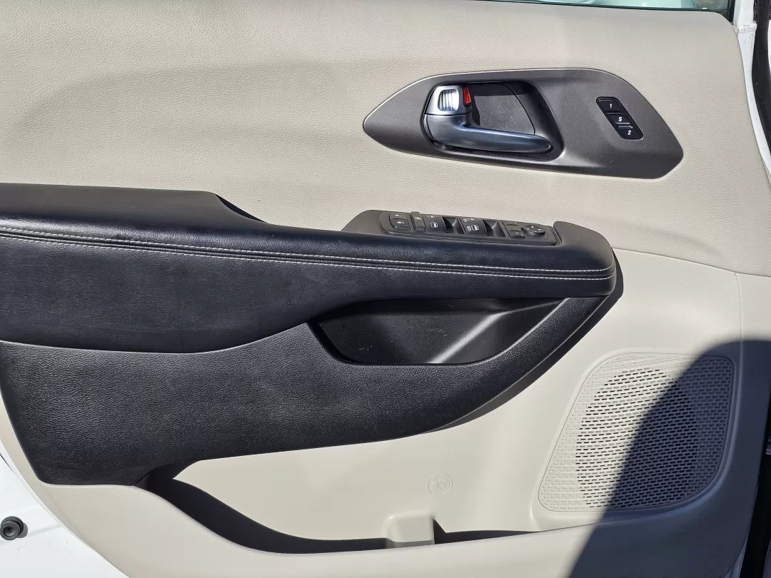 2022 Bright White Clearcoat /Black/Alloy/Black Chrysler Pacifica Touring L (2C4RC1BG2NR) with an Other engine, located at 3959 U.S. 80 W, Phenix City, AL, 36870, (334) 297-4885, 32.469296, -85.135185 - ### Elevate Your Family Adventures with the 2022 Chrysler Pacifica at Gils Auto - Phenix City!<br /> <br /> Are you ready to transform your family outings and daily commutes into extraordinary journeys? The 2022 Chrysler Pacifica is here to elevate your adventures, making it the perfect vehicle for - Photo#8